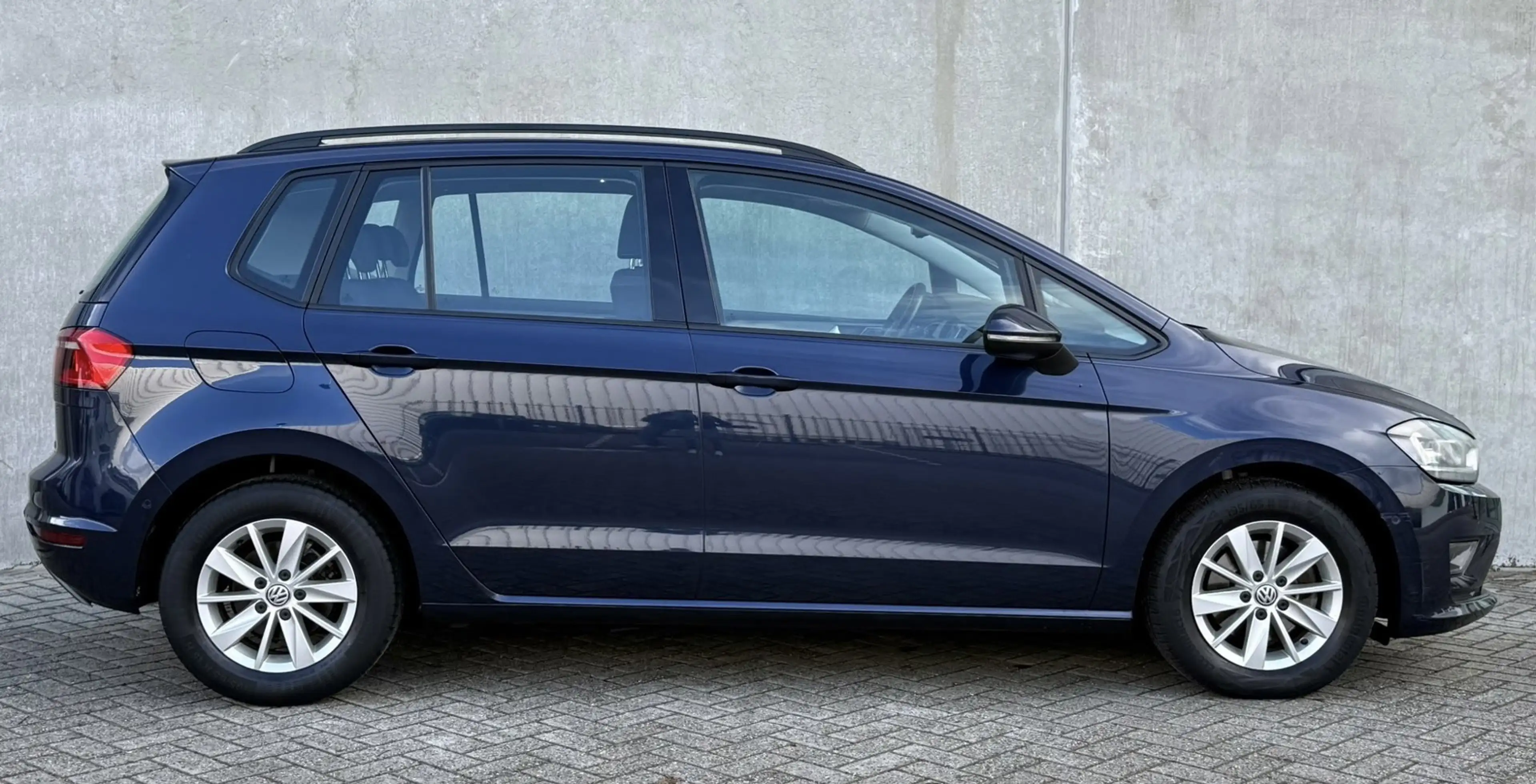 Volkswagen Golf Sportsvan 1.2 TSI AUT Blauw 2014 PANO|LED — photo 13