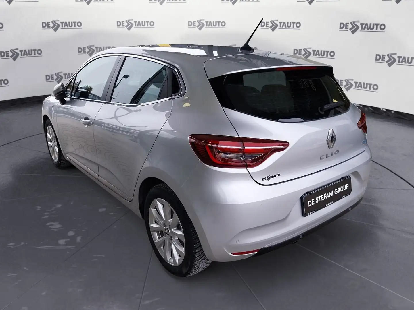 Renault Clio Clio 1.6 E-Tech hybrid Intens 140cv auto Сірий - 2