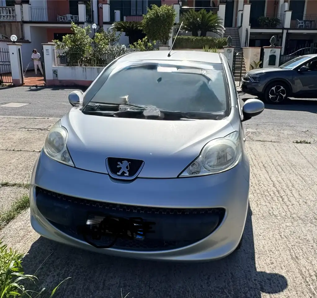 Peugeot 107