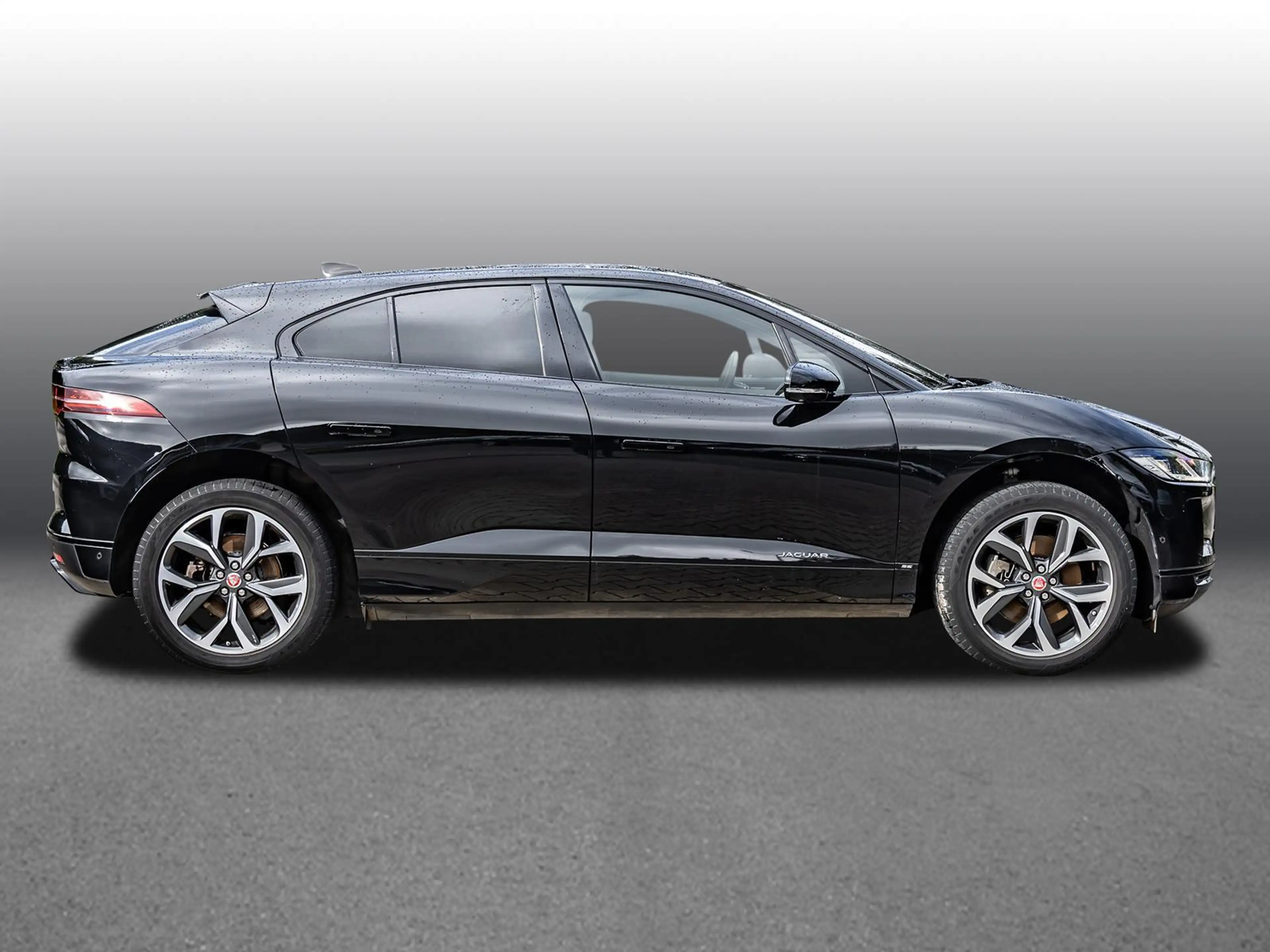 Jaguar I-Pace EV320 SE BLACK PACK STANDHEIZUNG SHZ PDC — photo 4