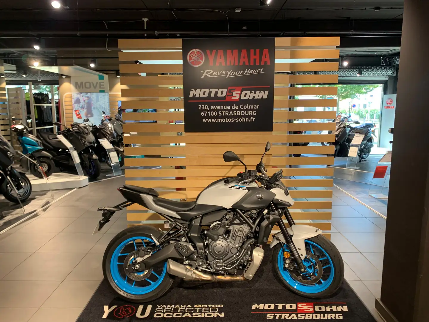 Yamaha MT-07 Gris - 1