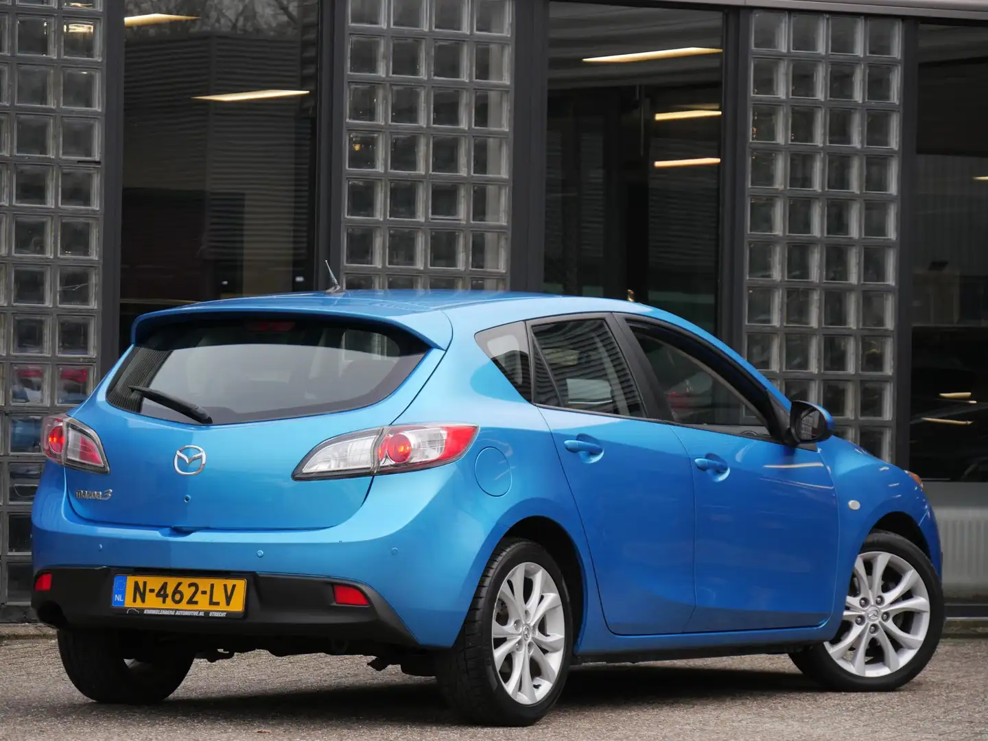 Mazda 3 1.6 GT-L/ PDC ACHTER/ STOELVERWARMING/ APK 11-2026 Blauw - 2