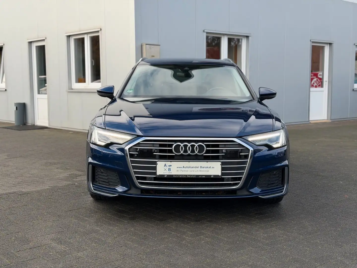 Audi A6 Avant 40 TDI Sport S-line MATRIX Virtual AHK Bleu - 2