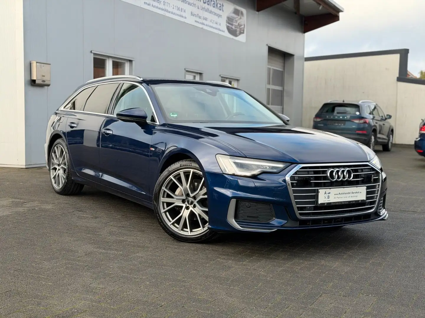 Audi A6 Avant 40 TDI Sport S-line MATRIX Virtual AHK Bleu - 1