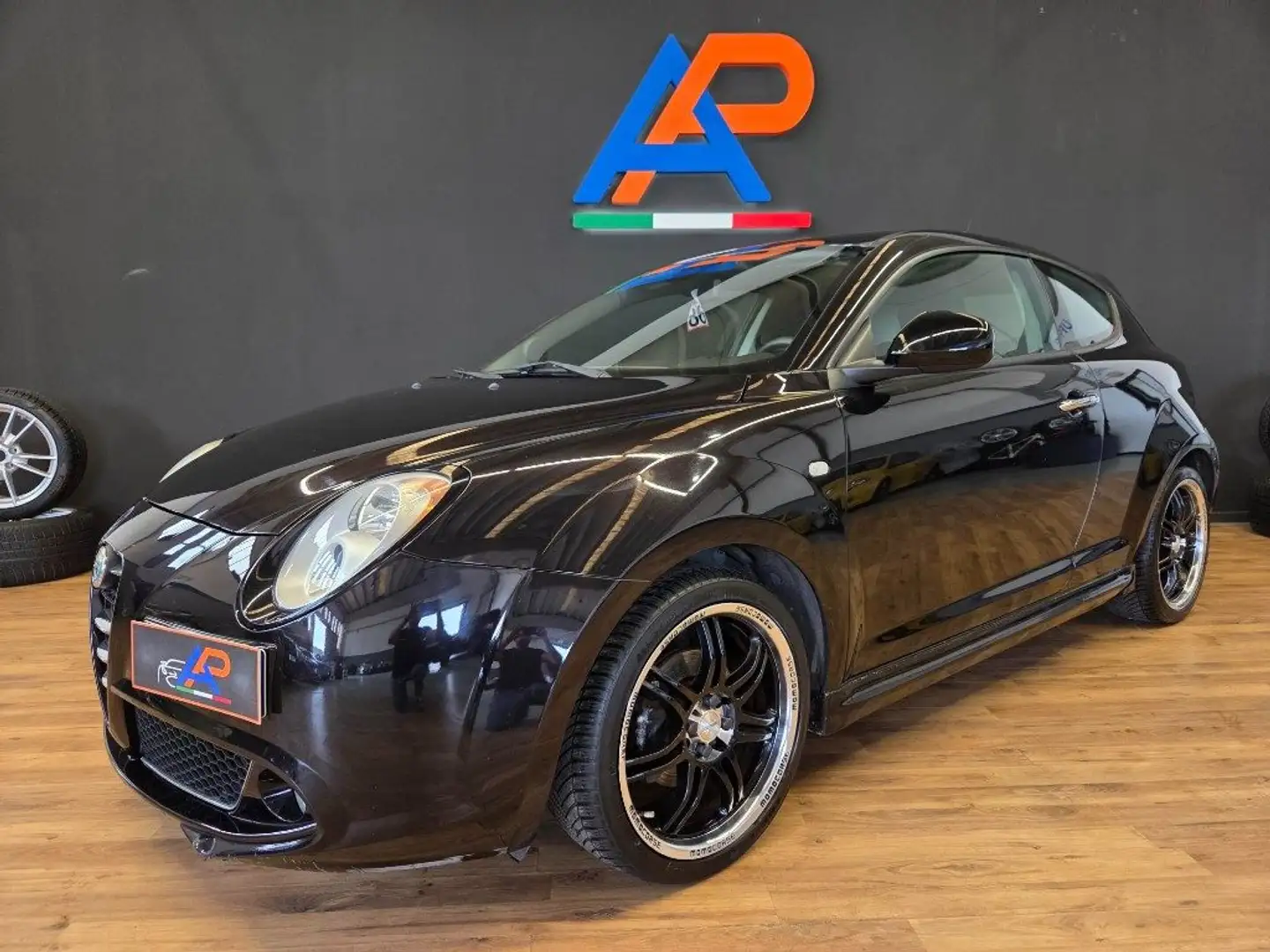 Alfa Romeo MiTo 1.4 T 120 CV GPL BlackLine Nero - 1