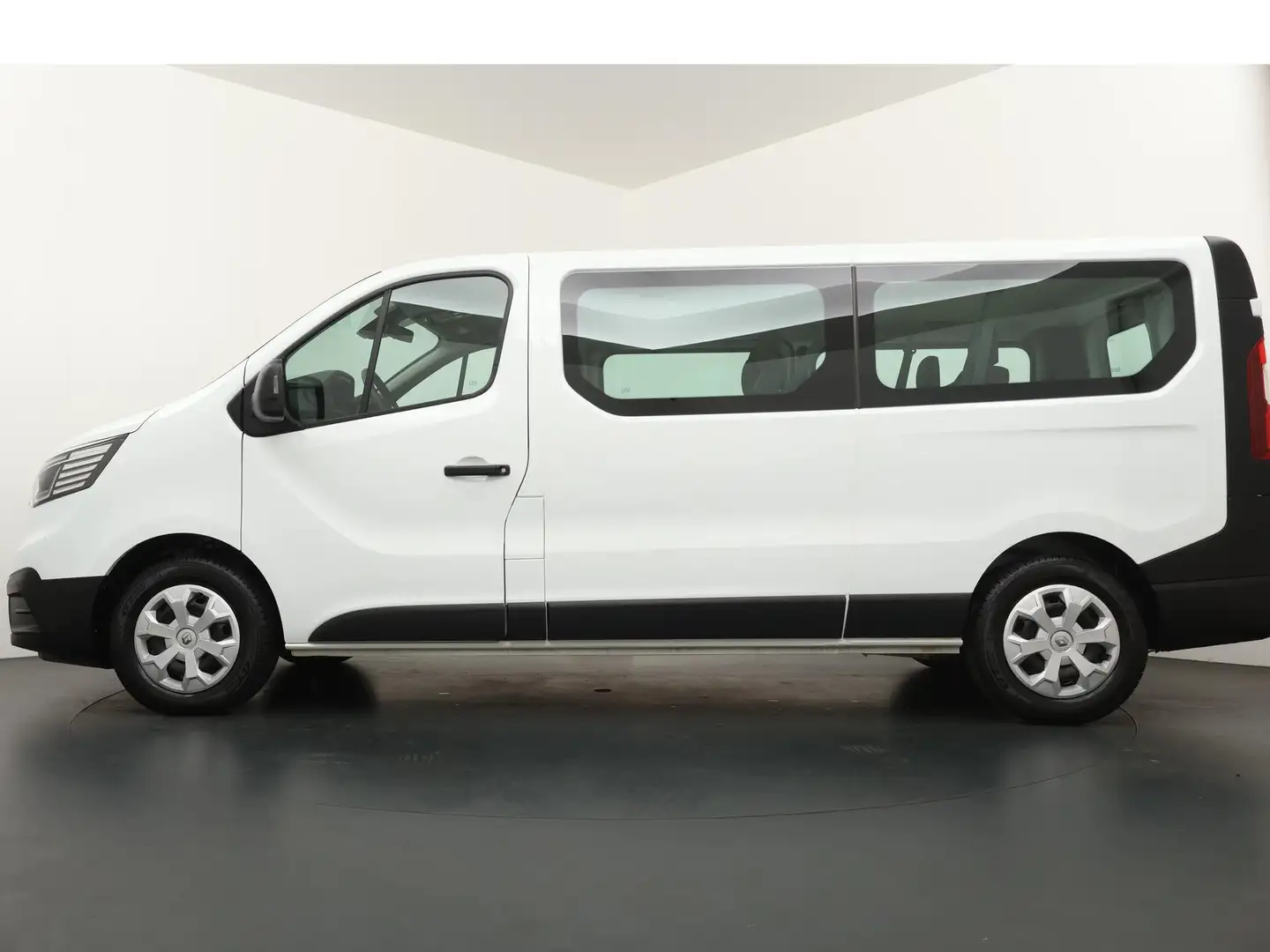 Renault Trafic Combi Life L2 Blue dCi 110 S&S | 9 Persoons | Wit - 2