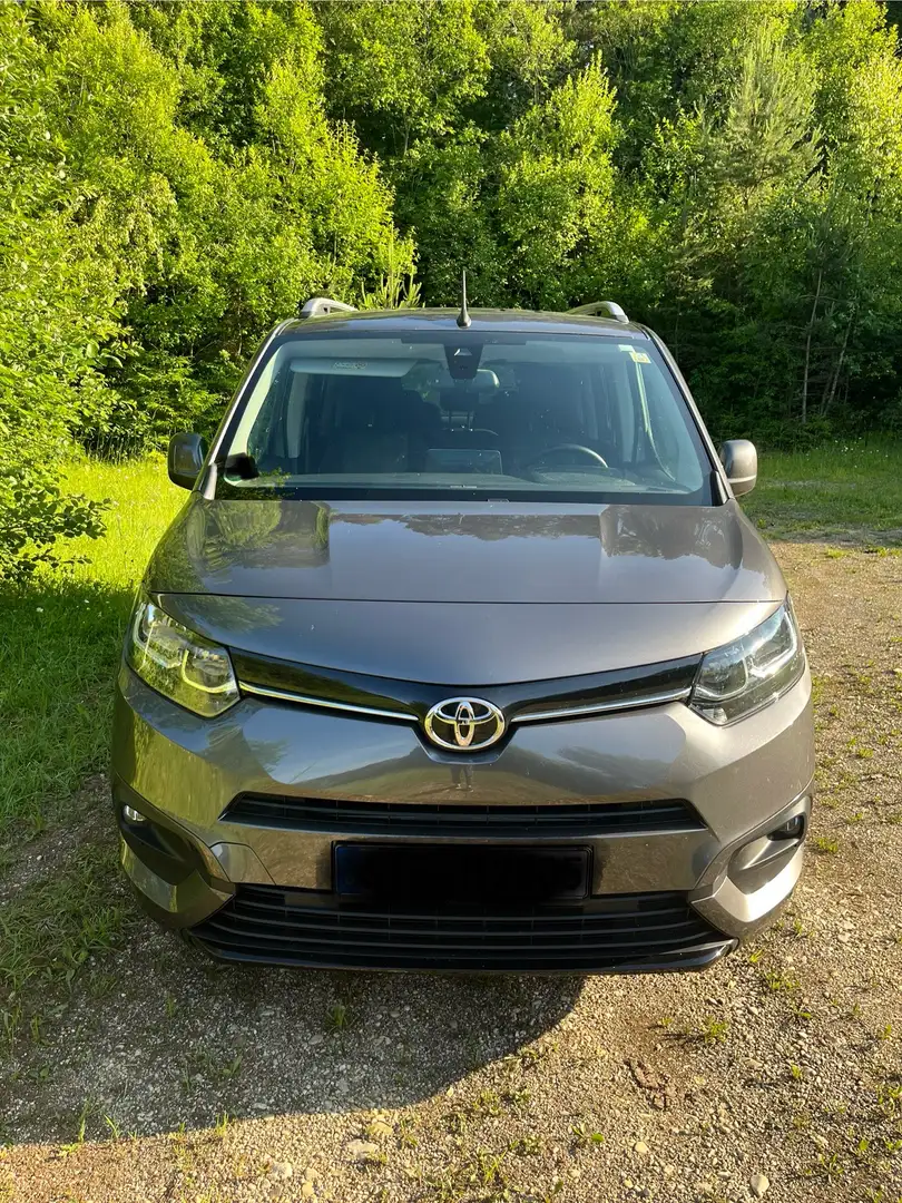 Toyota Proace City Verso 1.2 Turbo L2 Team Deutschland Grau - 1