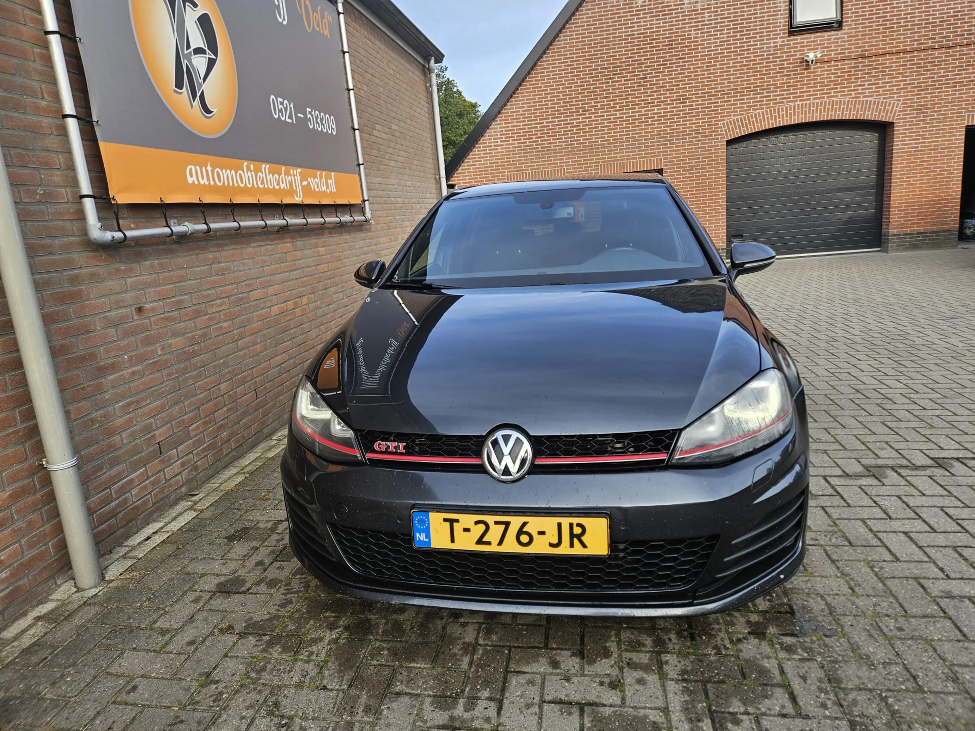 Volkswagen Golf GTI 2.0 TSI Performance — photo 2