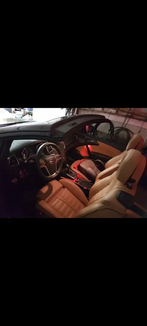 Opel Cascada 1.6 SIDI Turbo ecoFLEX Start/Stop Edition - 1