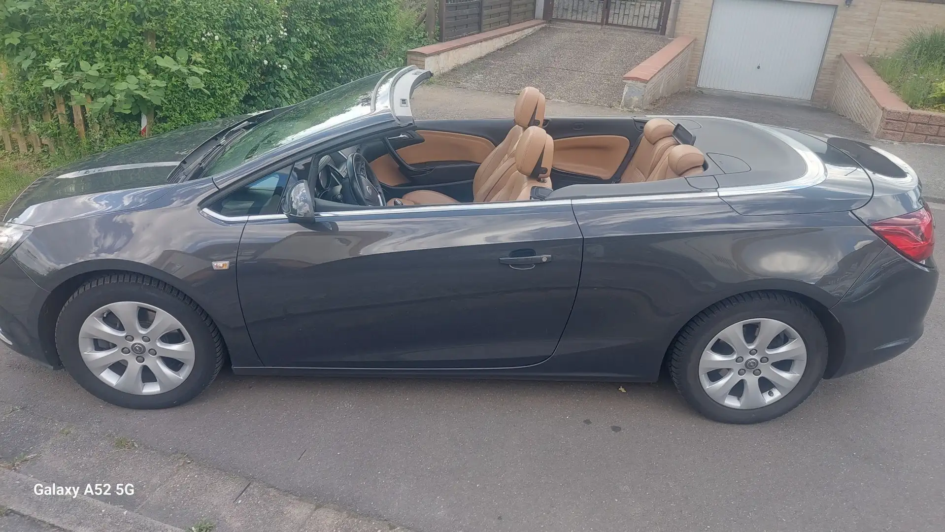 Opel Cascada 1.6 SIDI Turbo ecoFLEX Start/Stop Edition - 2