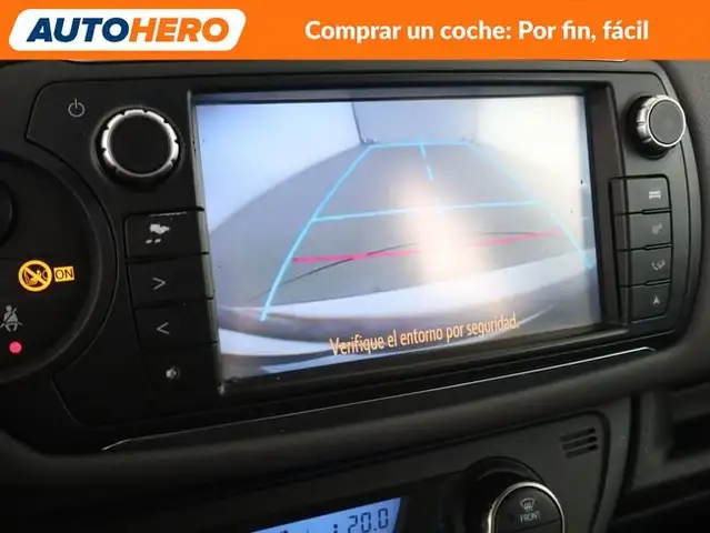 Toyota Yaris view 20
