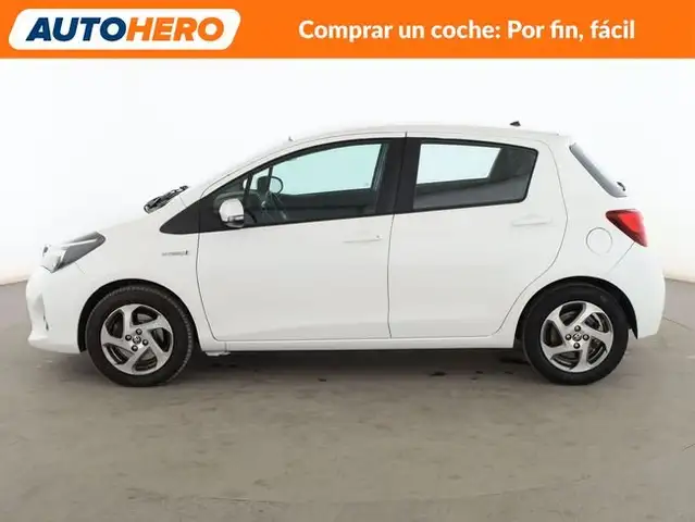 Toyota Yaris view 3
