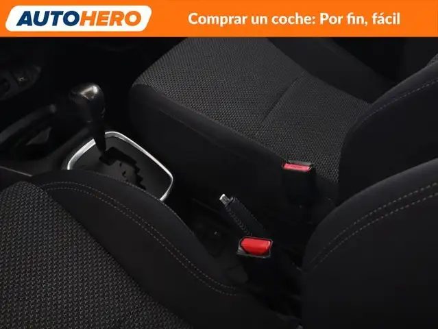 Toyota Yaris view 26