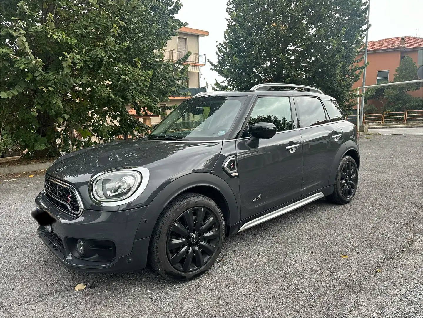 MINI Cooper SD Countryman Mini Countryman 2.0 Cooper SD Business all4 auto Šedá - 1
