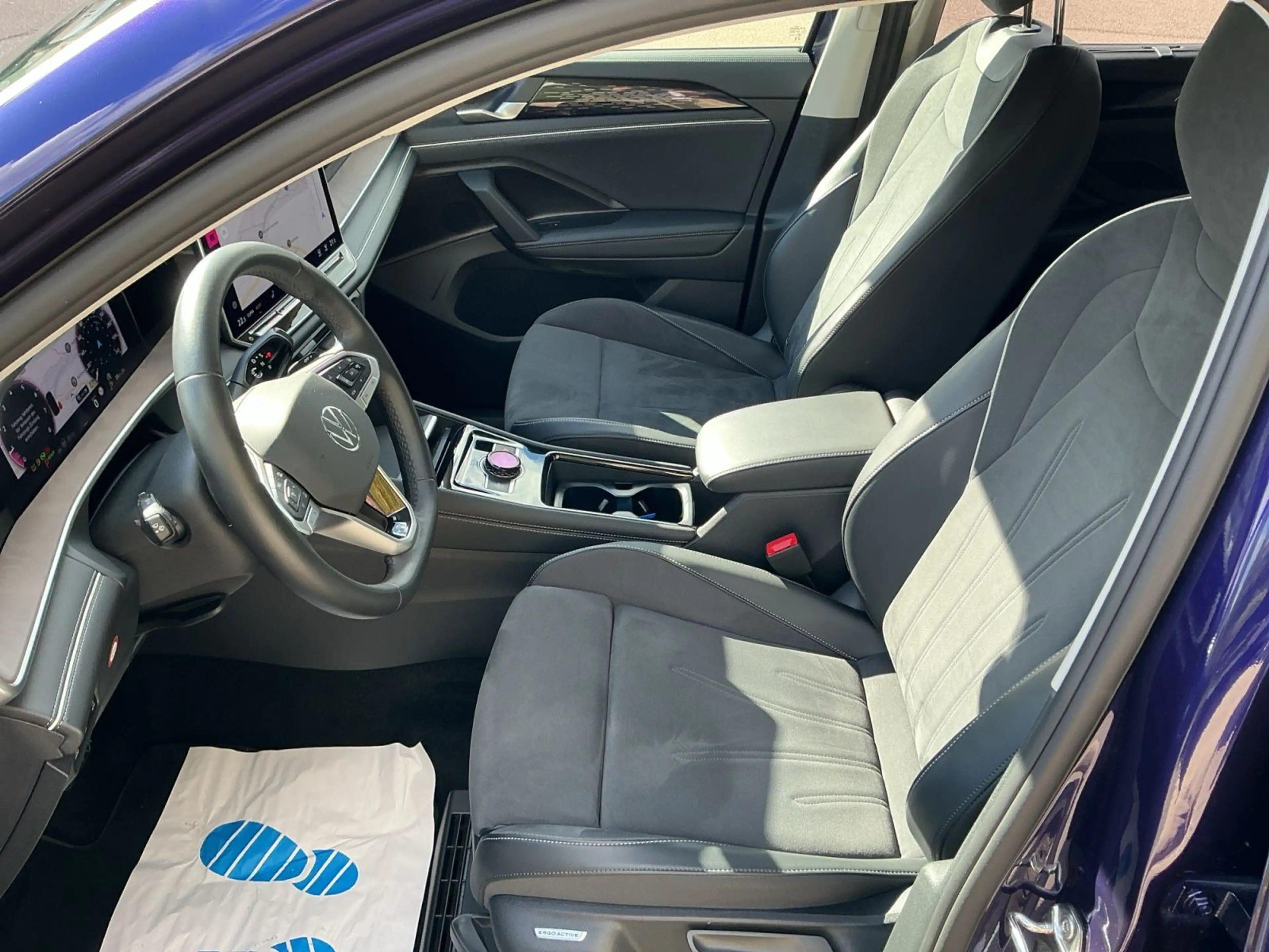 Volkswagen Tayron 1.5eTSI Elegance DSG 7-Sitzer Navi LED AH — photo 10
