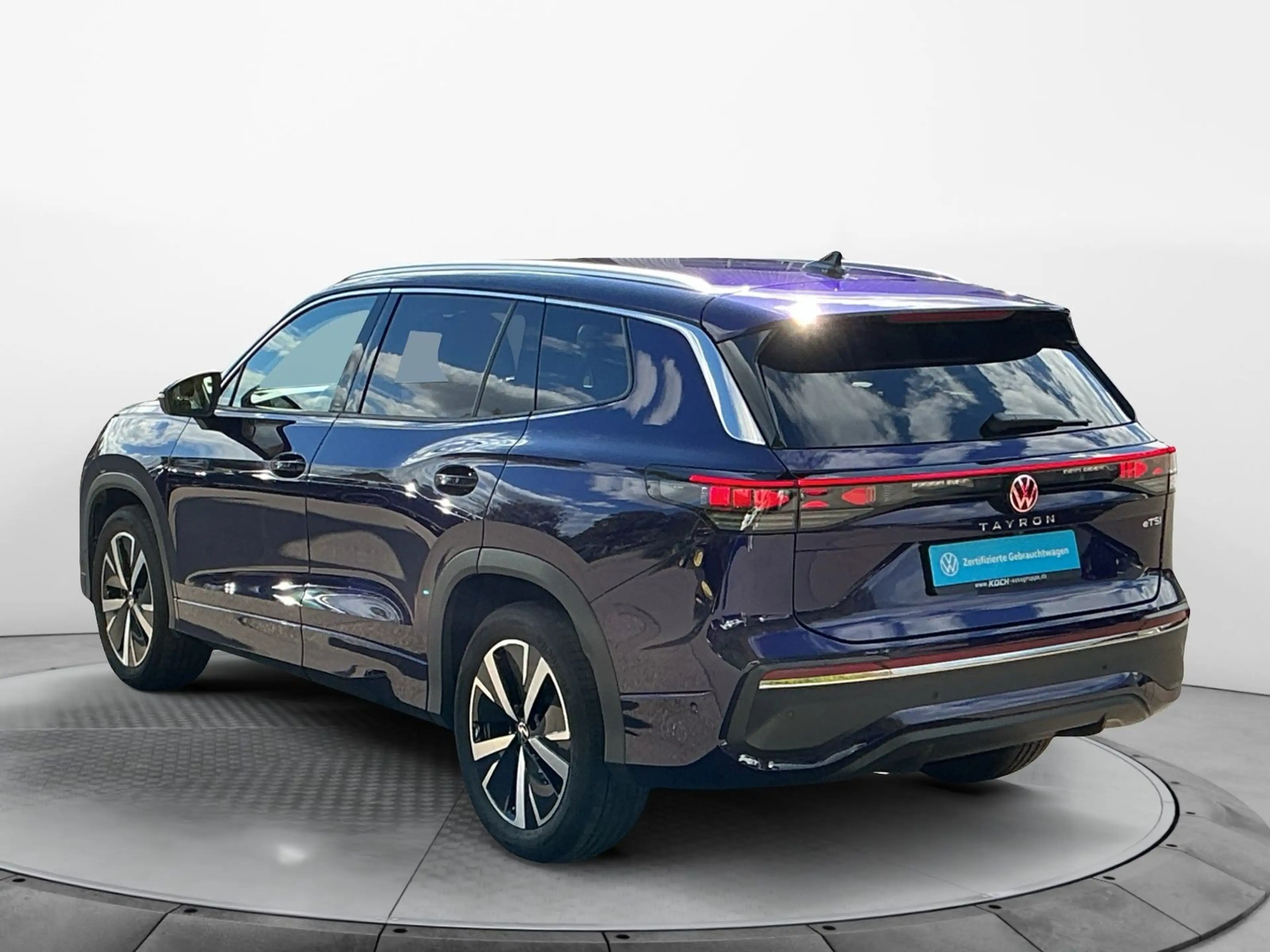 Volkswagen Tayron 1.5eTSI Elegance DSG 7-Sitzer Navi LED AH — photo 4