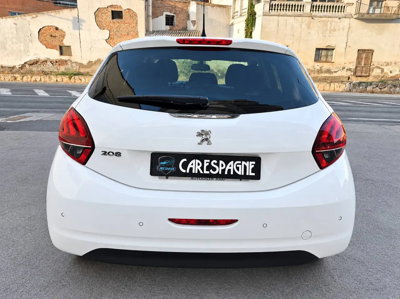 Peugeot 208 208 — photo 4