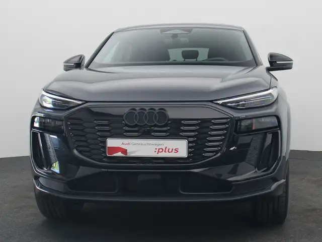 Audi Q6 E-Tron view 3