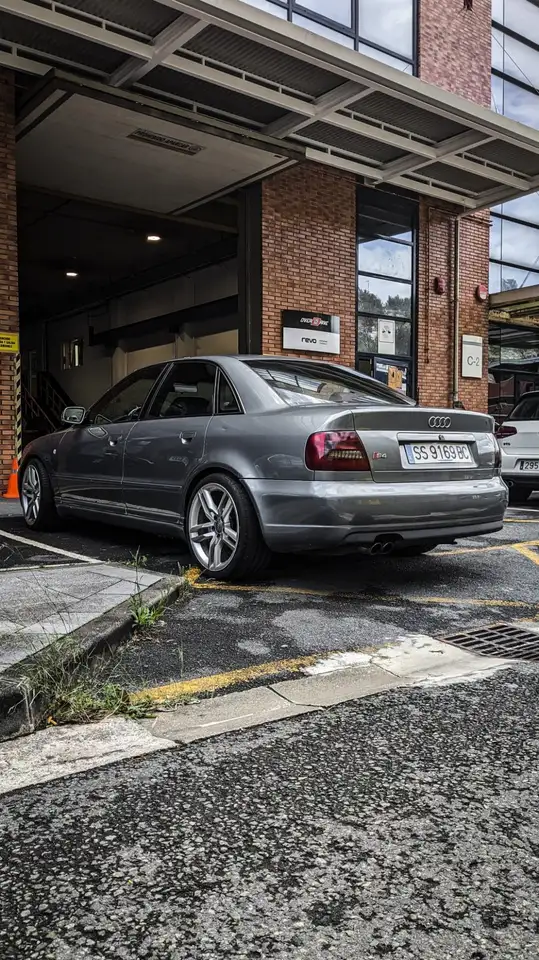 Audi S4 2.7 Biturbo quattro, foto 2
