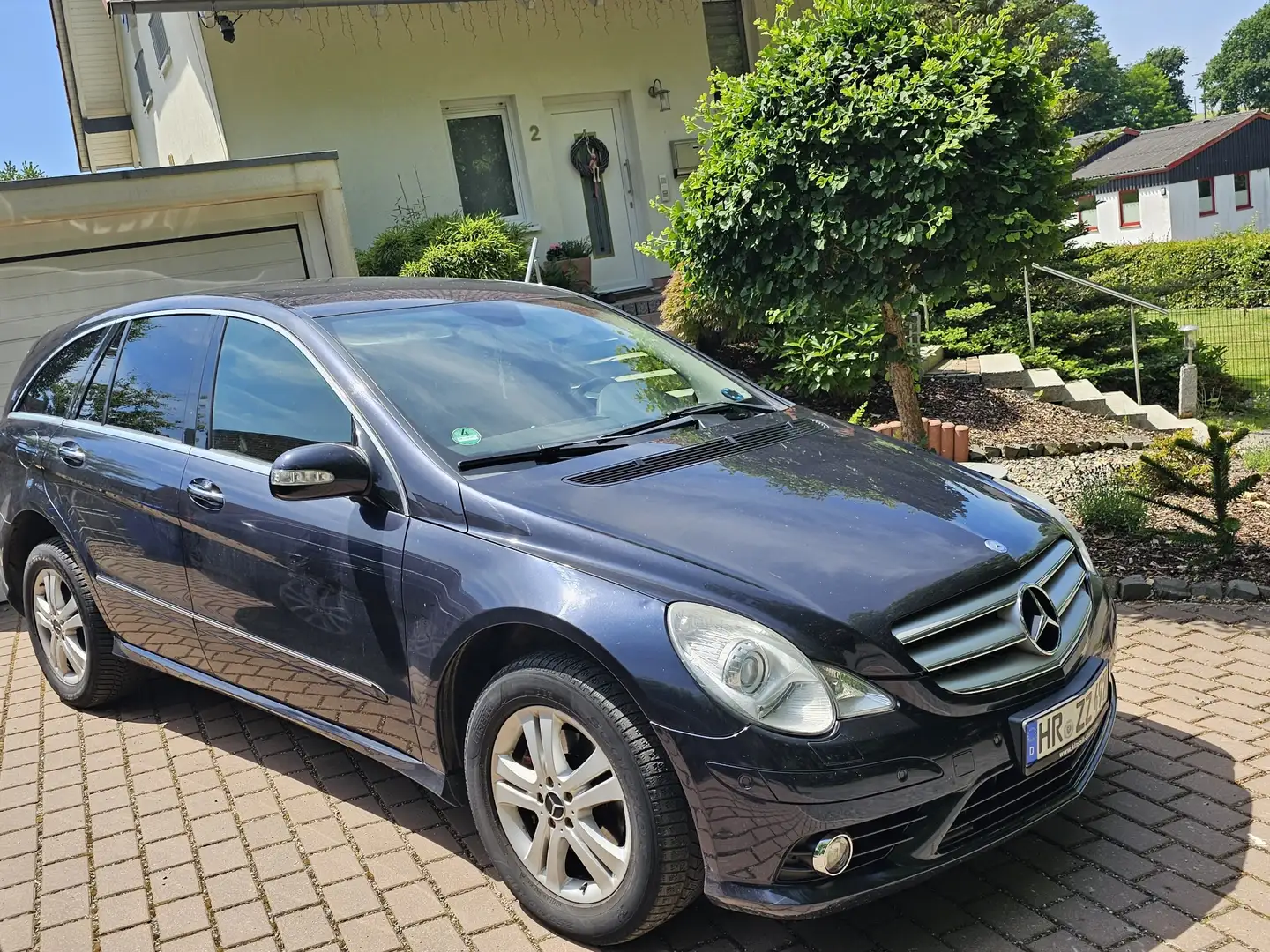Mercedes-Benz R 280 R 280 / LPG Černá - 1