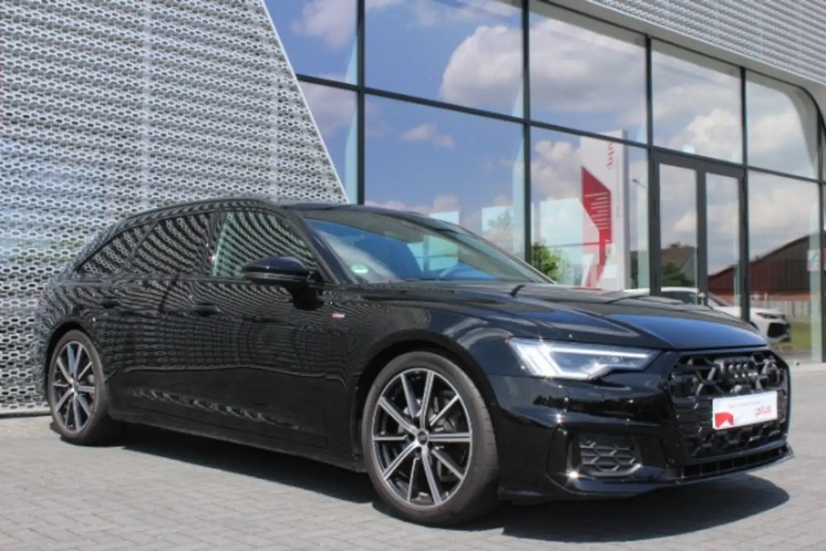 Audi A6 Avant 40 TDI S tronic S Line MLED Navi AHK RKamera Schwarz - 2