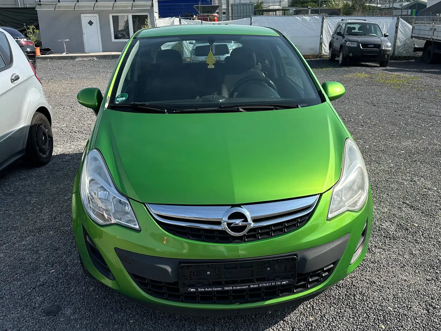 Opel Corsa 1.2 16V (ecoFLEX) Color Edition Verde - 1