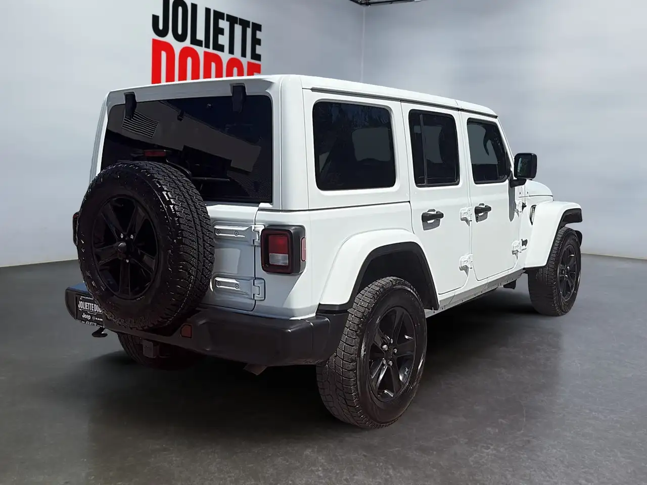 Jeep Wrangler снимка Jeep Wrangler