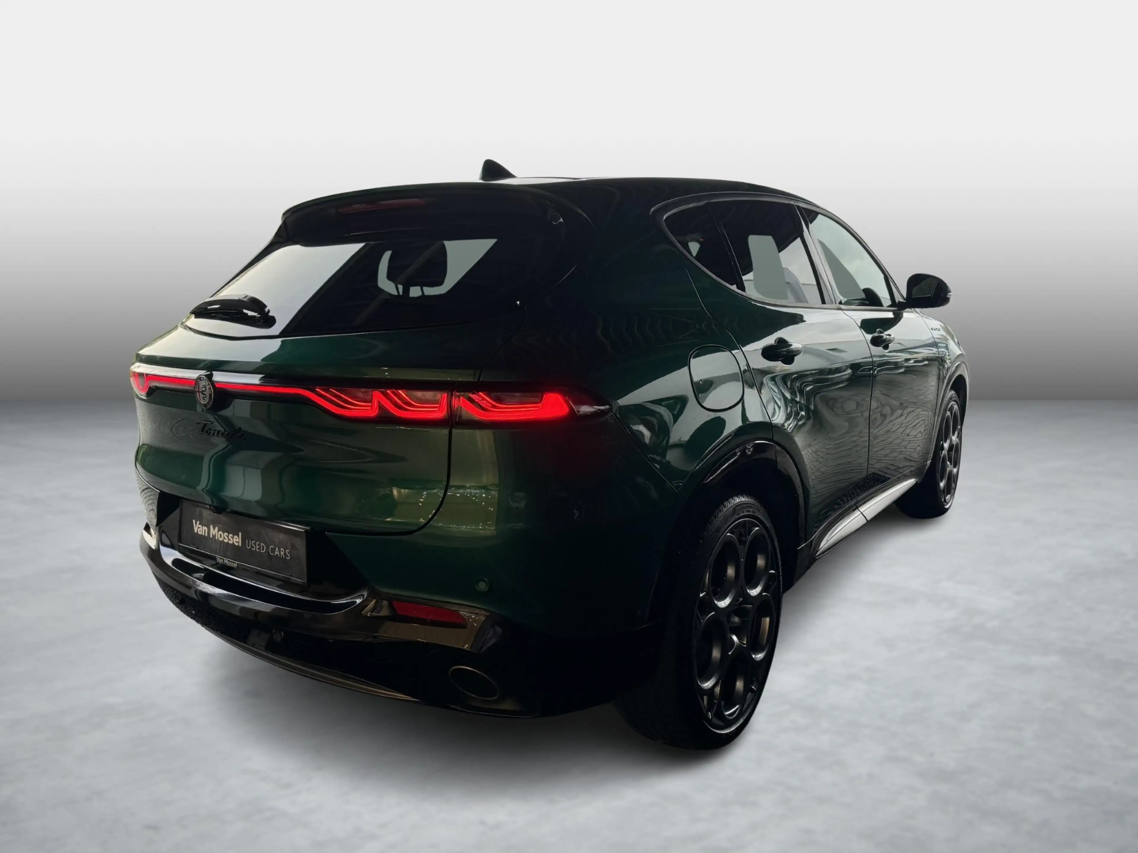 Alfa Romeo Tonale 1.3 T280 PHEV Q4 Speciale — photo 7