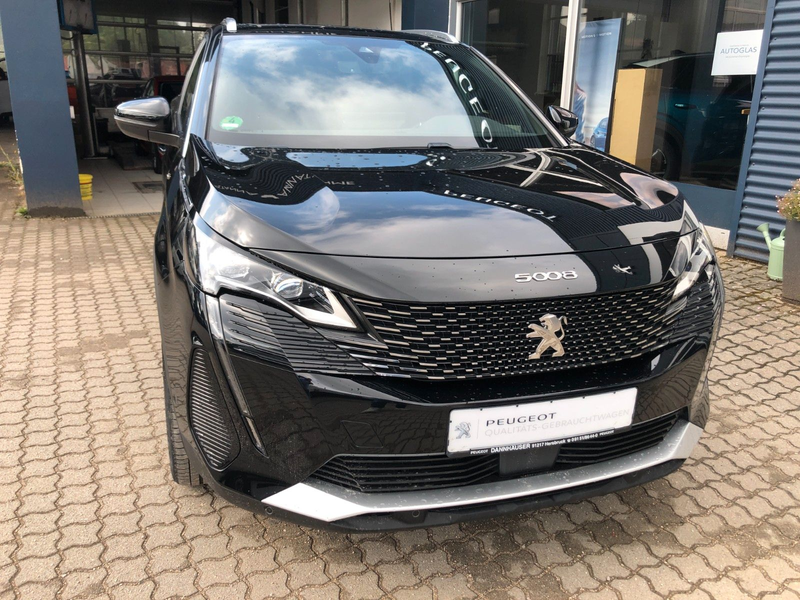 Peugeot 5008 PureTech 130 EAT8 GT — photo 9