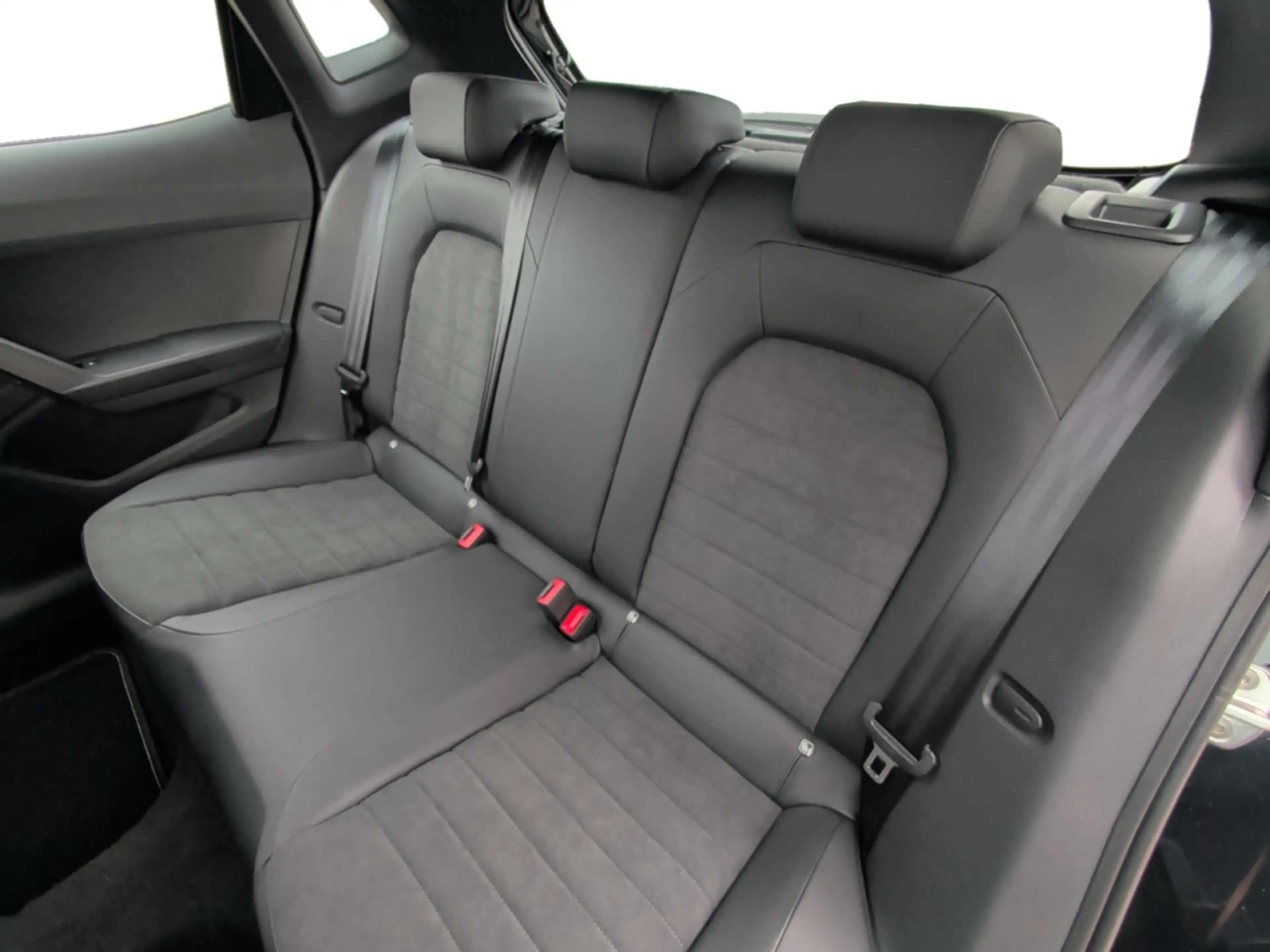 SEAT Ibiza FR 1.0 TSI DSG ACC+GJR+LED+RKAM+DINAMICA Klima — photo 12