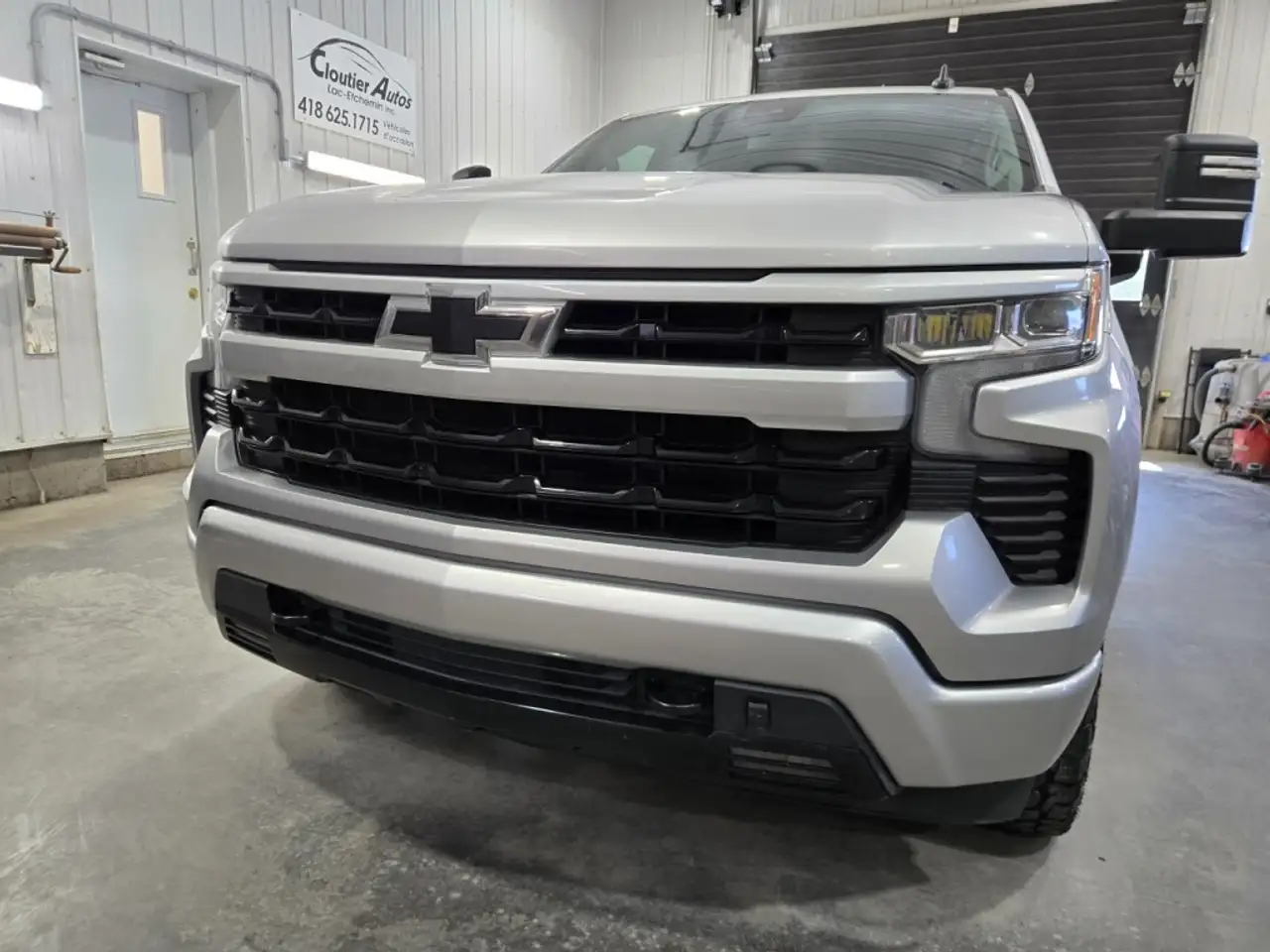 Chevrolet Silverado 1500 снимка Chevrolet Silverado 1500
