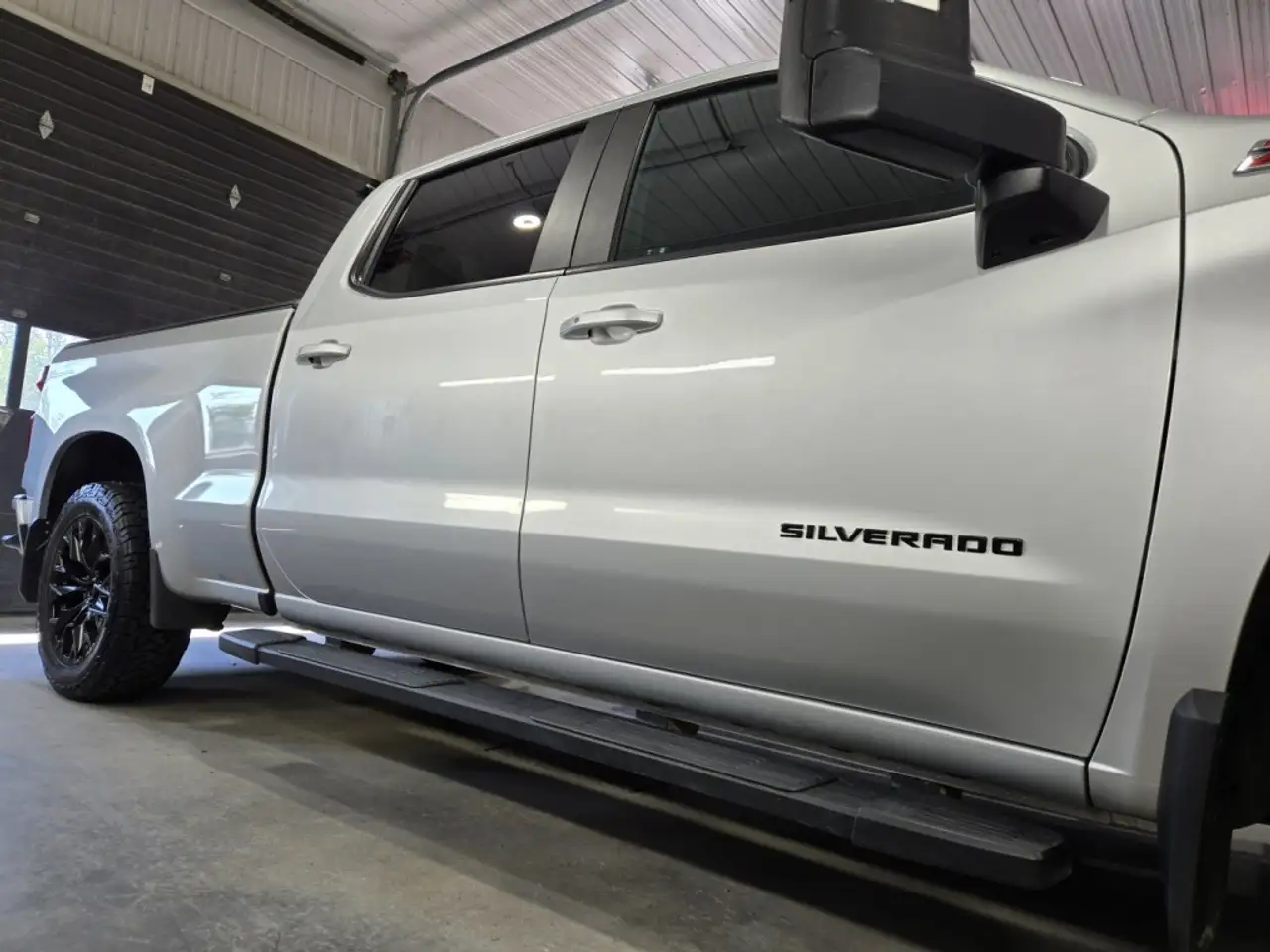 Chevrolet Silverado 1500 снимка Chevrolet Silverado 1500
