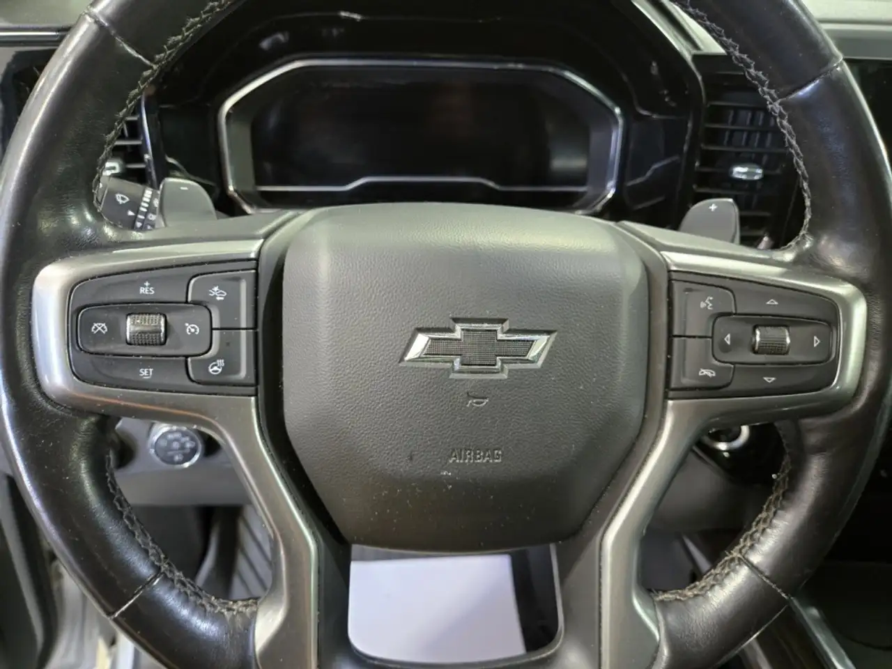 Chevrolet Silverado 1500 снимка Chevrolet Silverado 1500