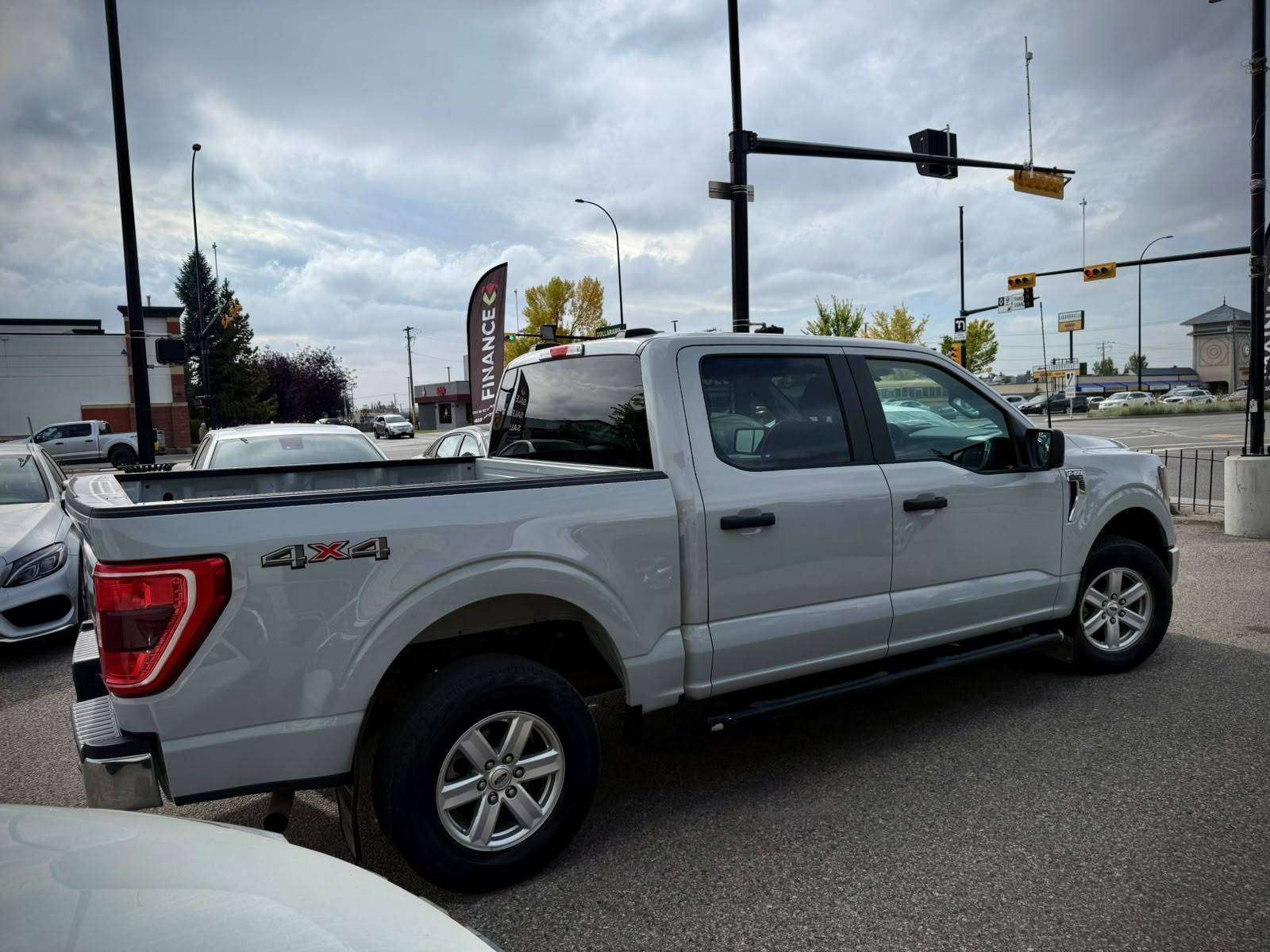2023 Ford F-150 SuperCrew — view 4