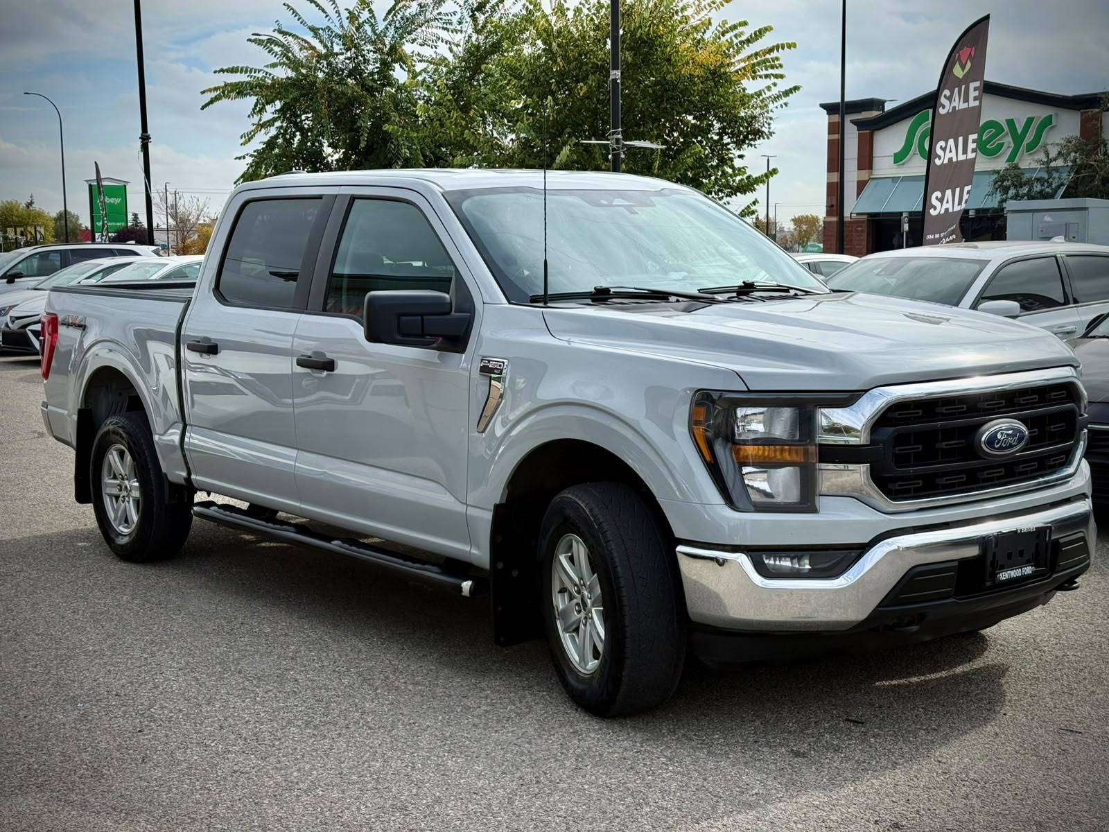 2023 Ford F-150 SuperCrew — view 3