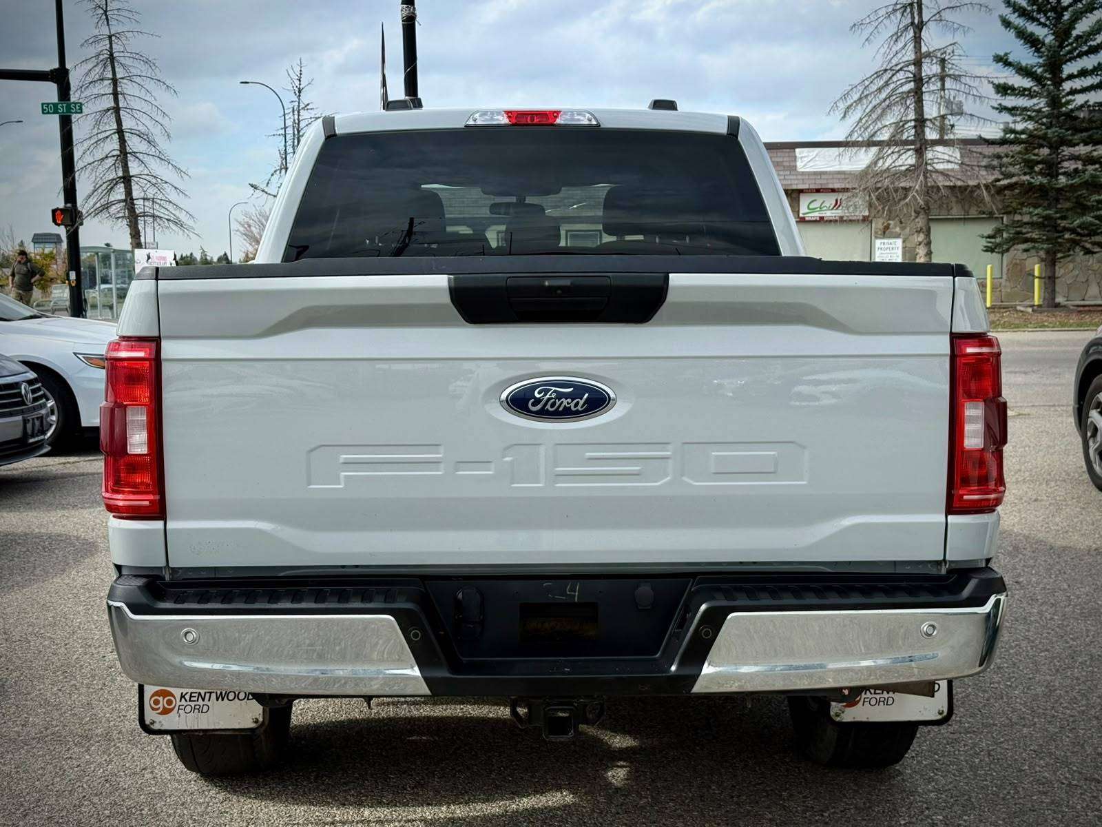 2023 Ford F-150 SuperCrew — view 5