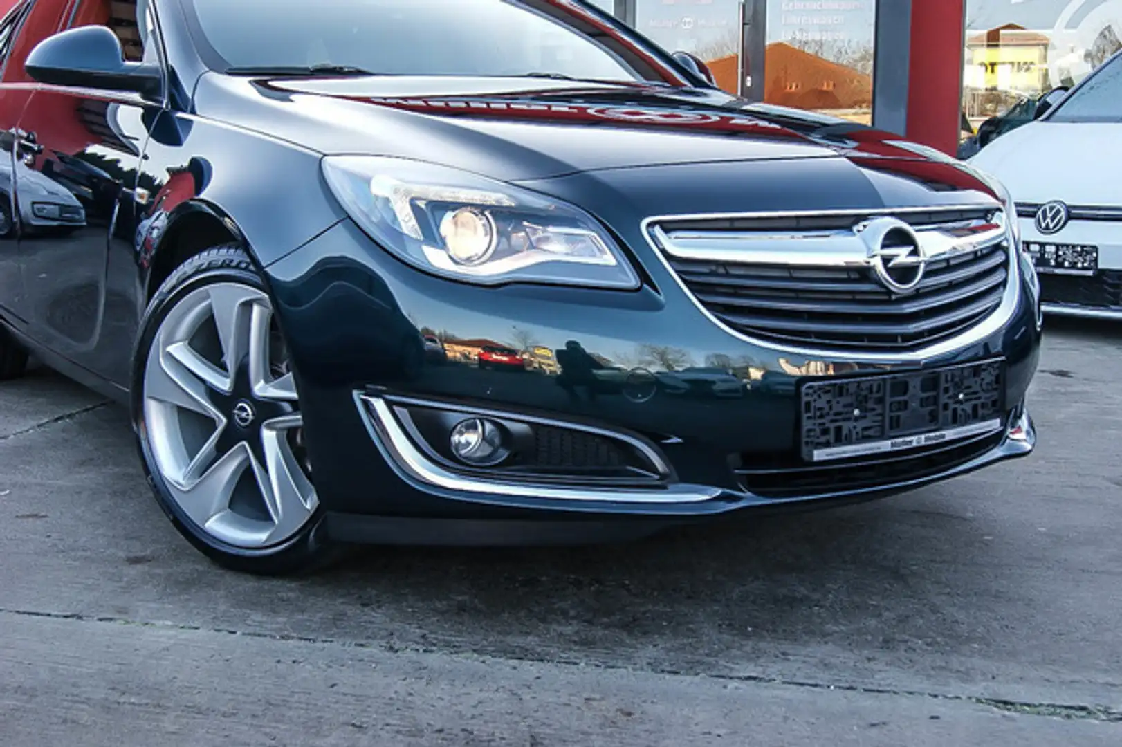 Opel Insignia ST 16 SIDI Turbo SPORT OPC NAVIGATION Sport Grün - 2
