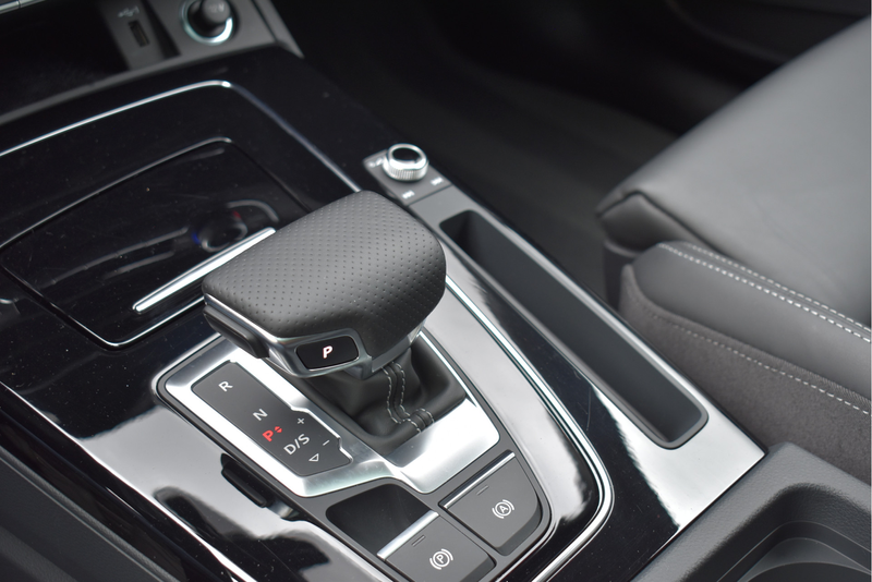 Audi Q5 50 TFSI e S-Line Competition Pano Luchtvering RS-S — photo 30