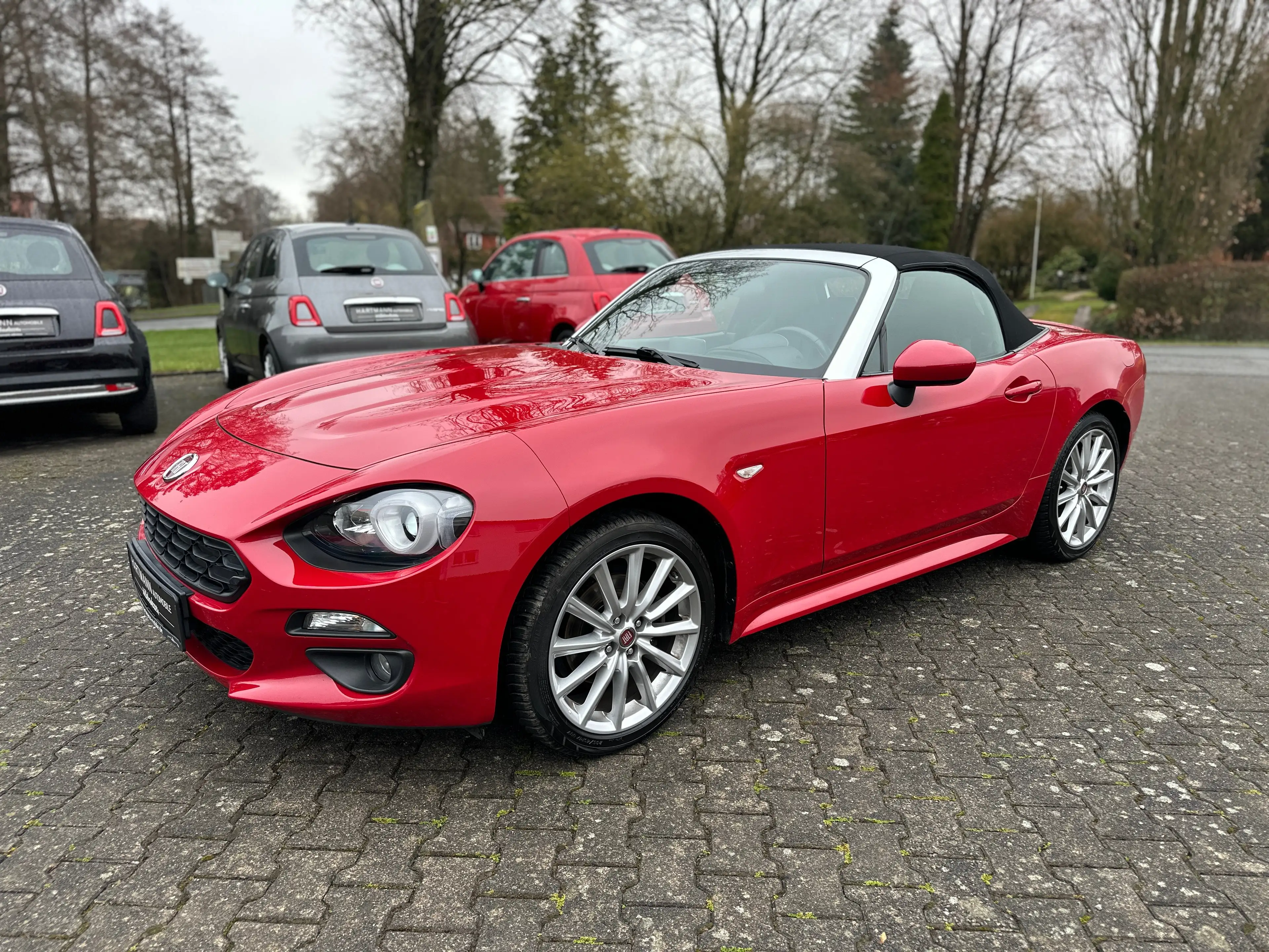 Fiat 124 Spider Lusso — photo 10