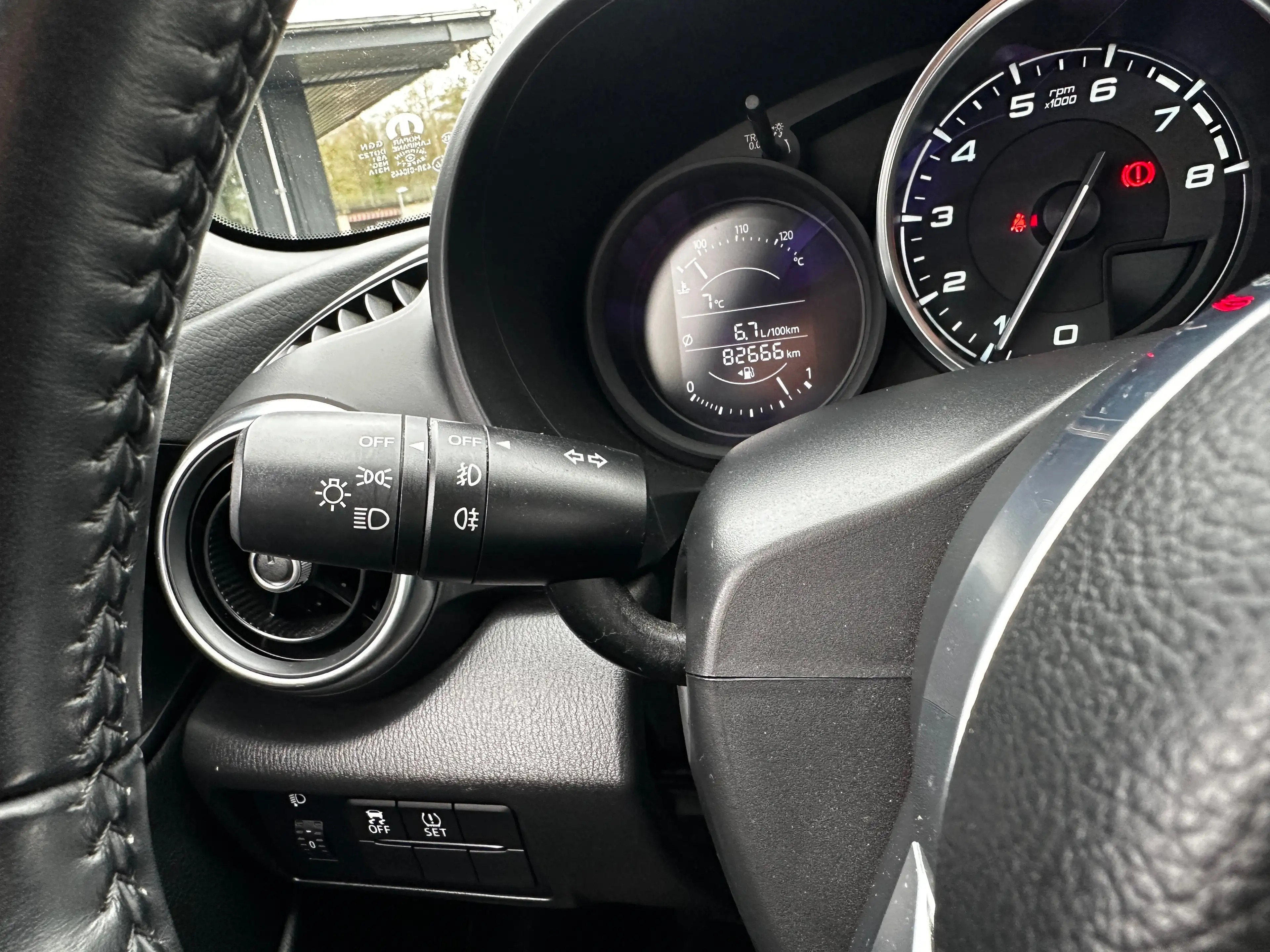 Fiat 124 Spider Lusso — photo 23