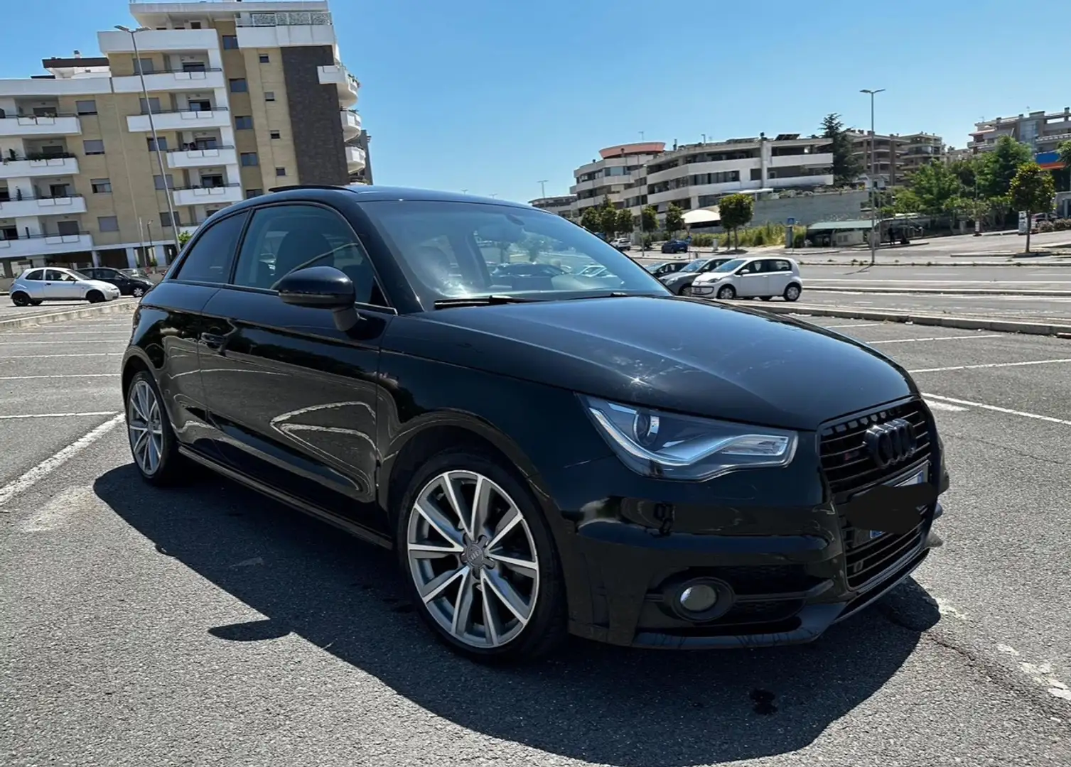 Audi A1 A1 I 2010 3p1.6 tdi Admired s-tronic st-line Nero - 1