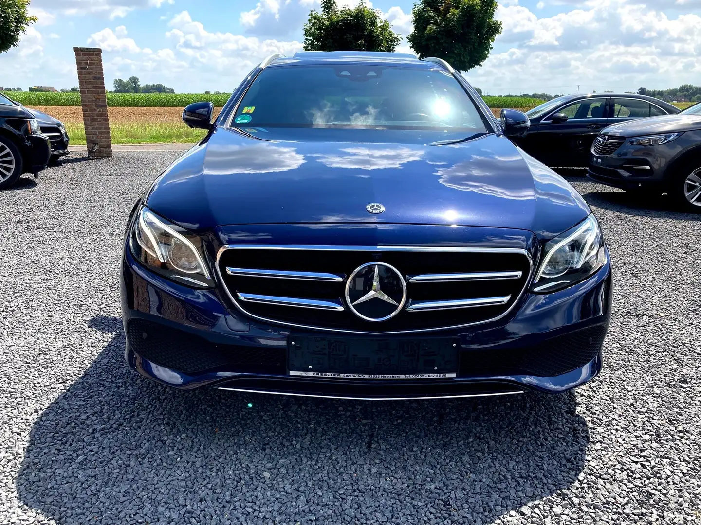 Mercedes-Benz E 450 E 450T Avantgarde 4Matic* 7-Si* Multi Beam* Distr. Albastru - 2