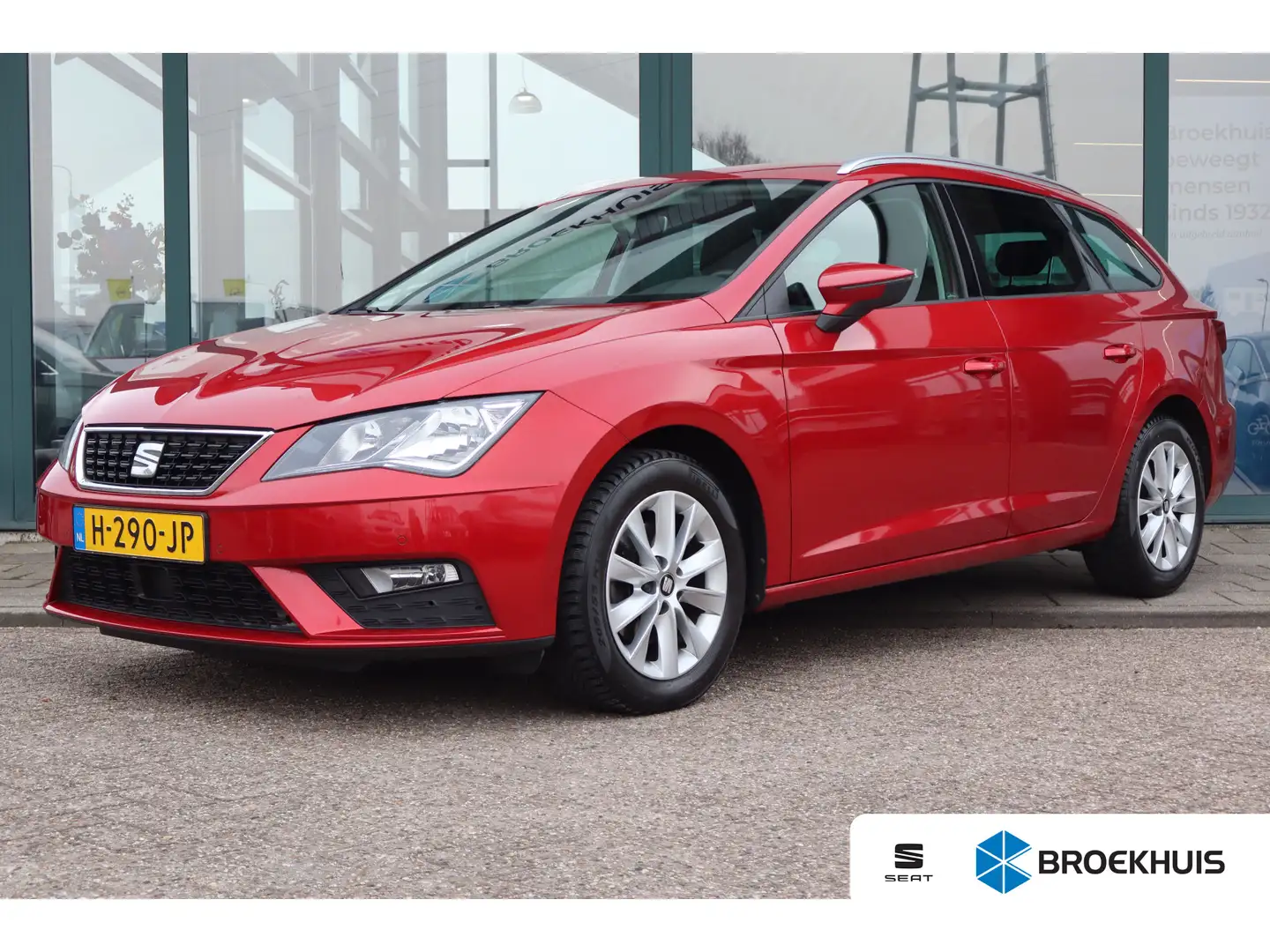 SEAT Leon ST 1.5 TSI 150 PK 7-DSG Automaat Style Ultimate Ed Rouge - 1