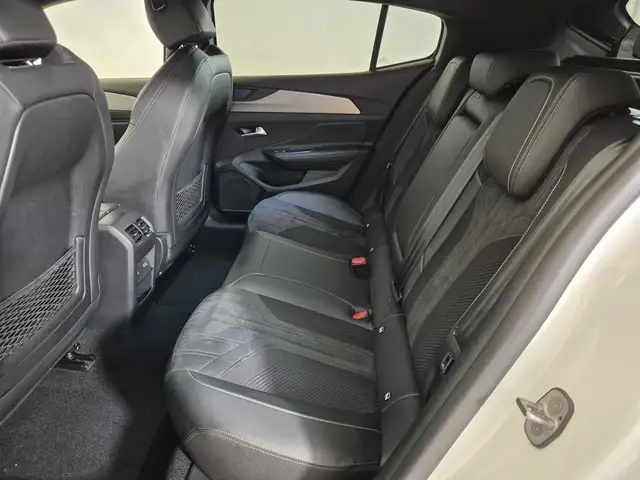Peugeot 408 view 7