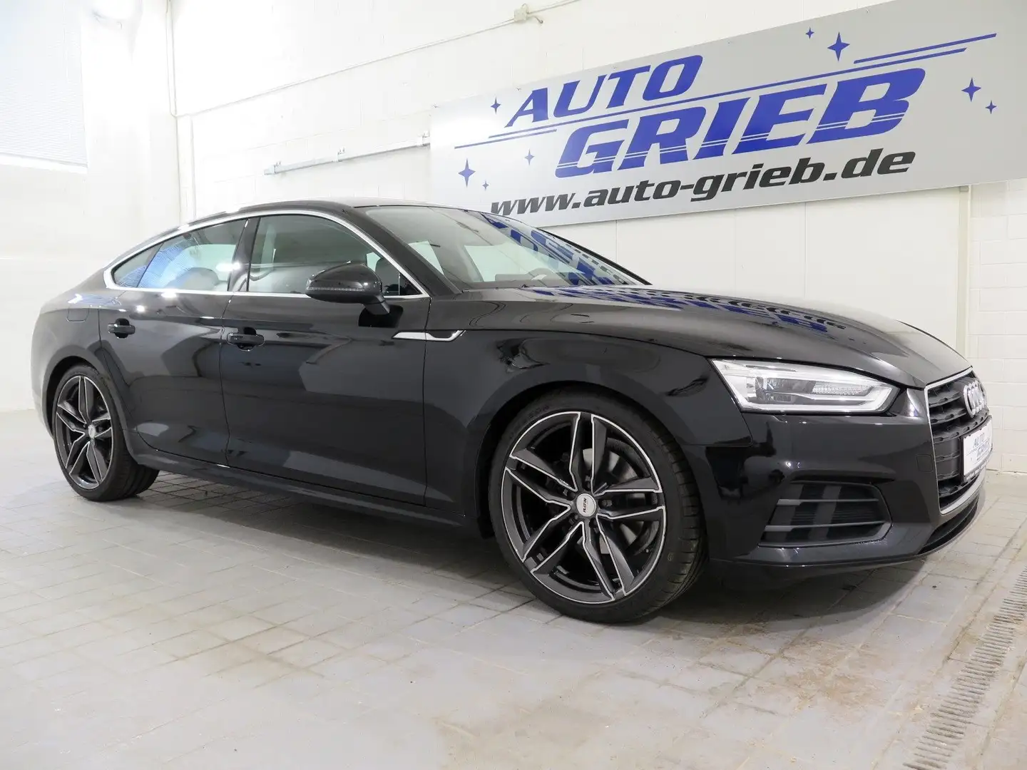 Audi A5 40 TFSI Sportback Xenon, Navi, 20" Alu Schwarz - 1