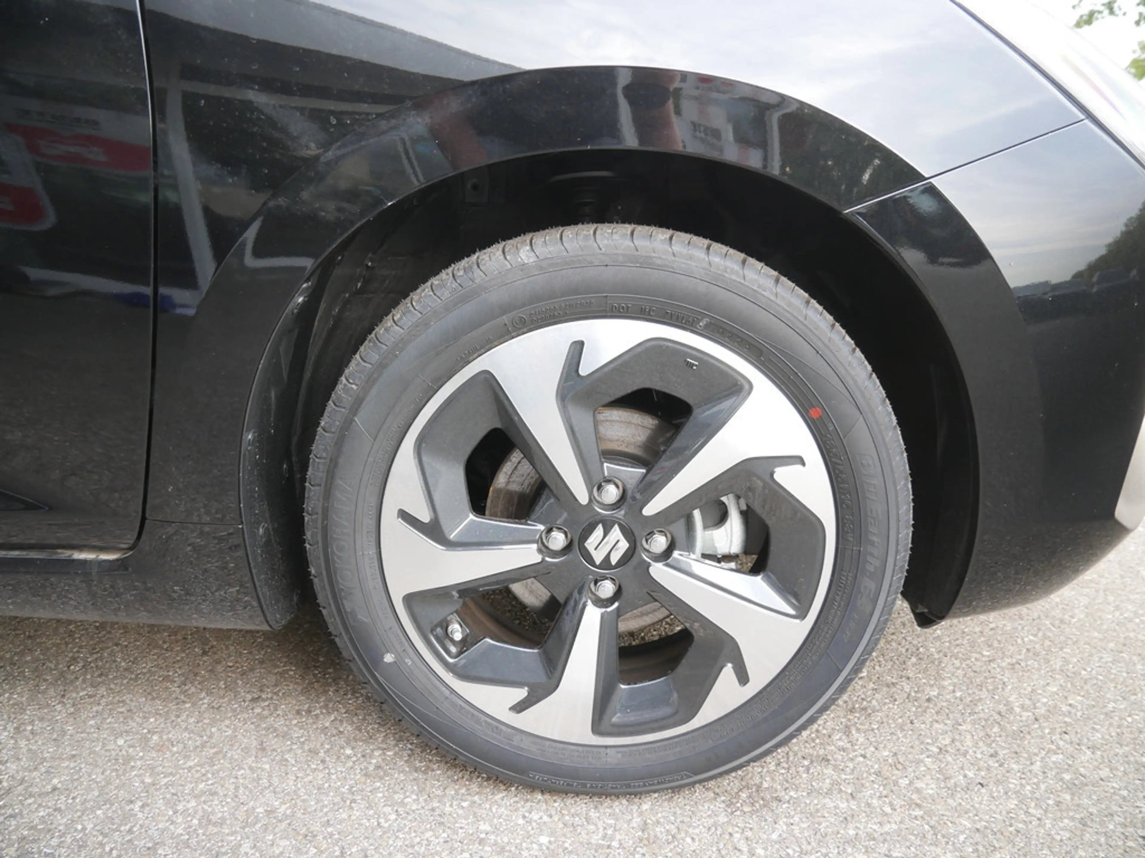 Suzuki Swift 1.2 Hybrid Comfort+ KAMERA NAVI ACC LED — photo 9