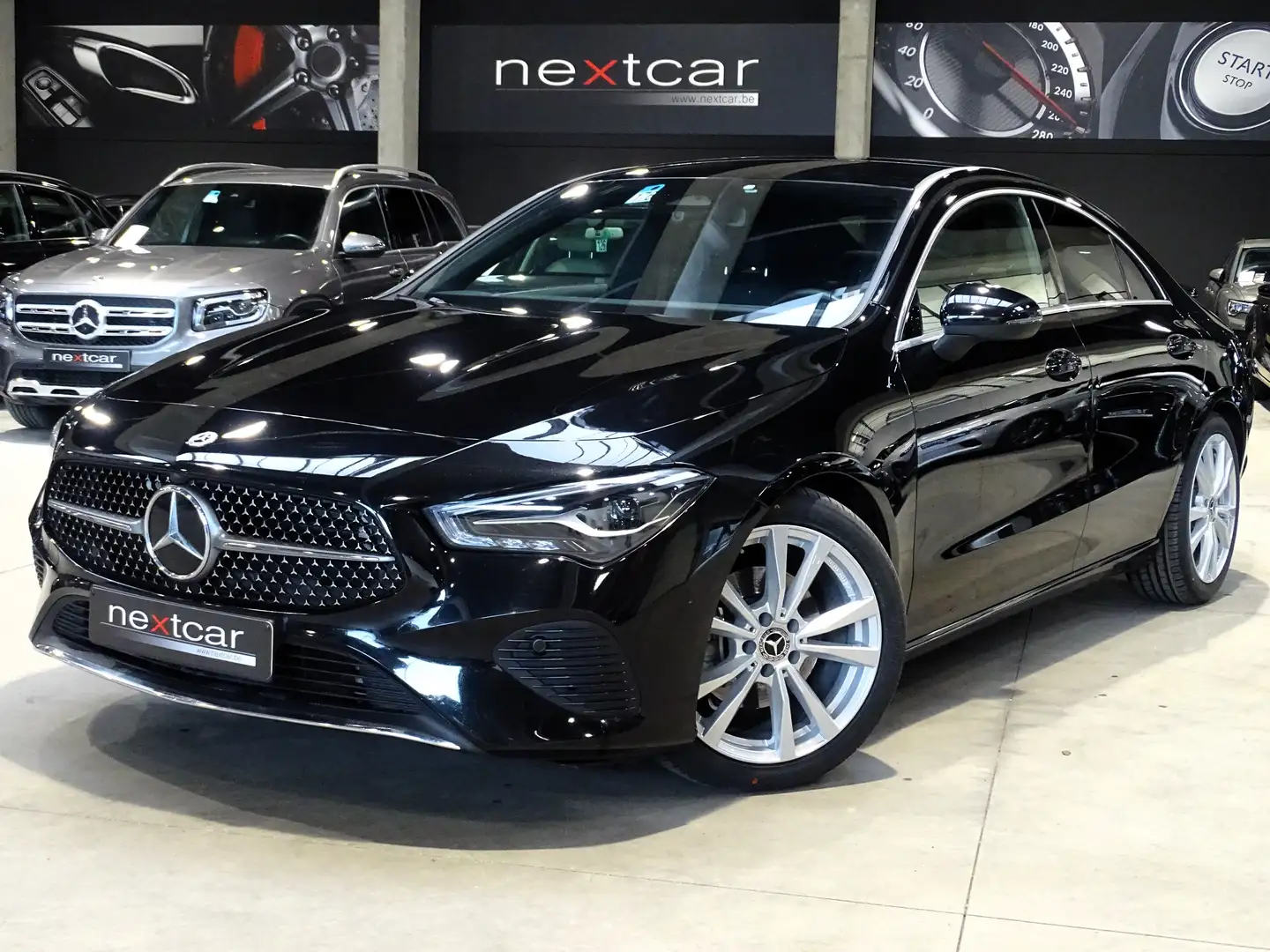 Mercedes-Benz CLA 180 d Sedan LuxuryLine GTRONIC LED-NAVI-CAMERA-PTS Noir - 1