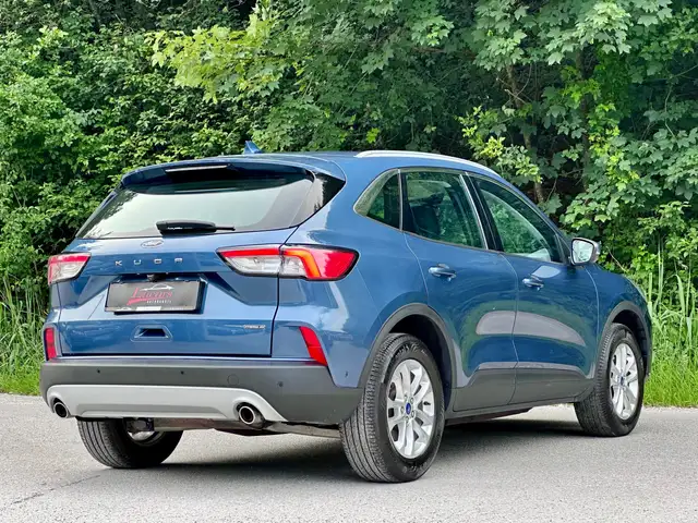 Ford Kuga view 2
