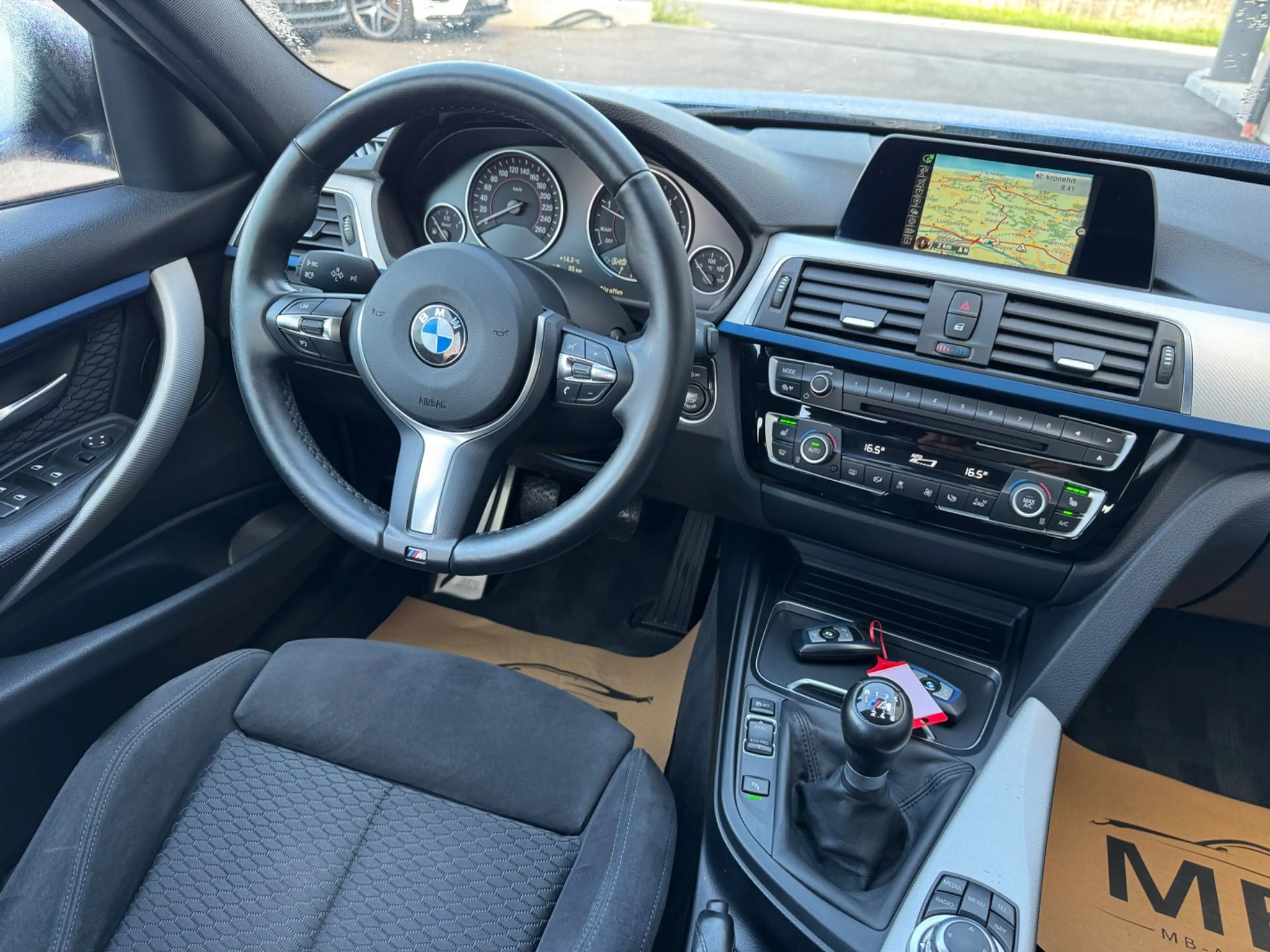 BMW 318 d xDrive M Sport | Facelift | LED | Estorilblau | — photo 13
