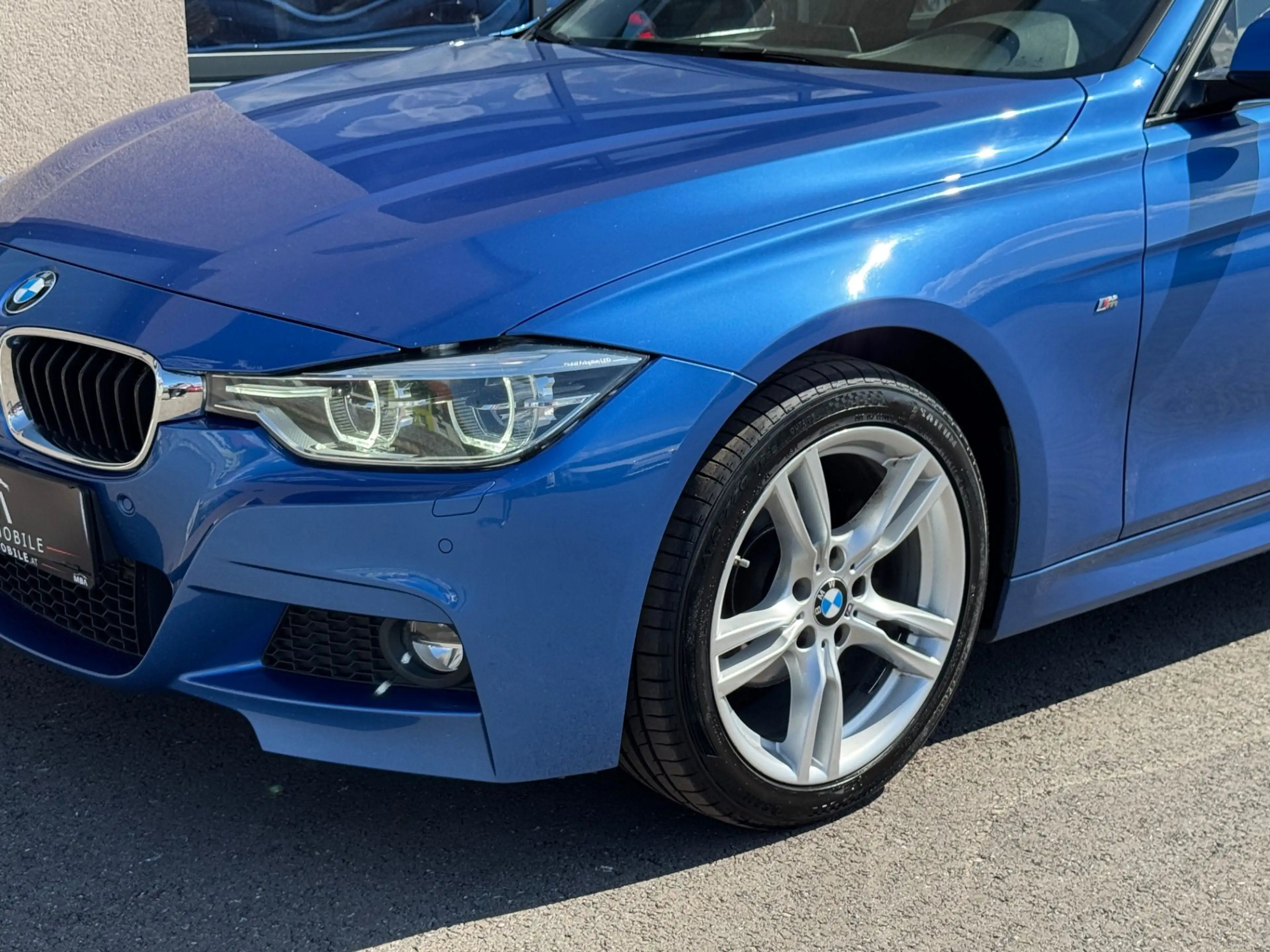 BMW 318 d xDrive M Sport | Facelift | LED | Estorilblau | — photo 4